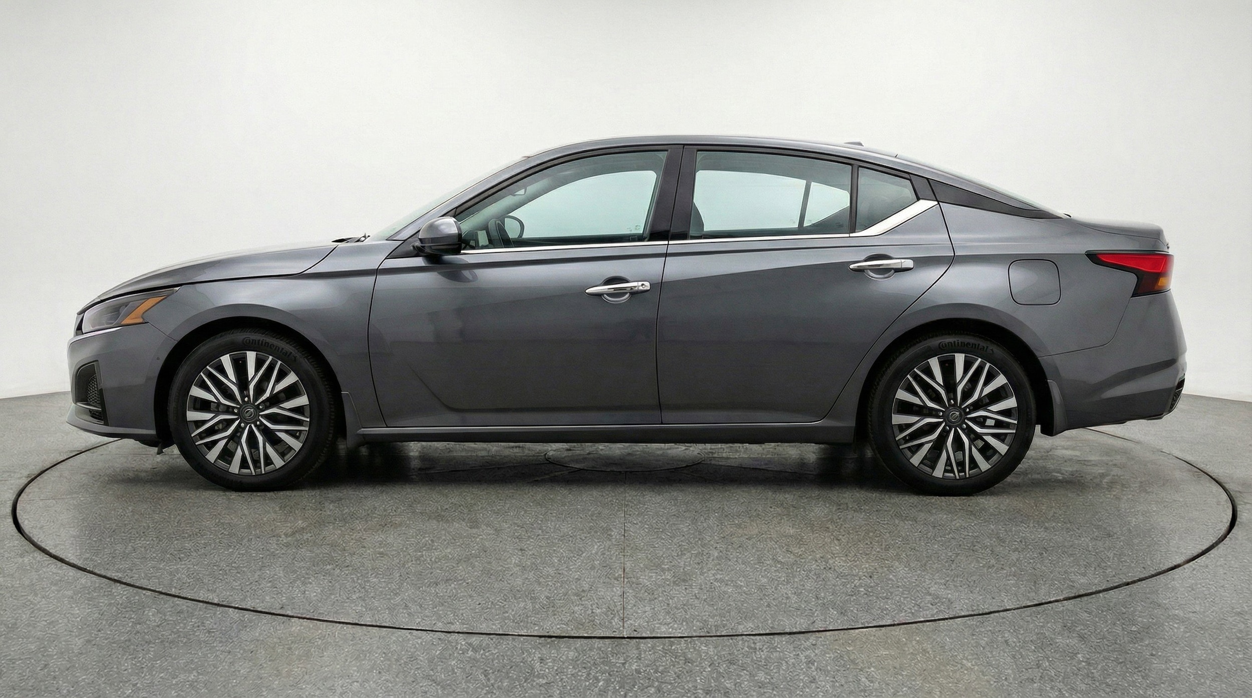 Thumbnail: 2025 Nissan Altima - 5