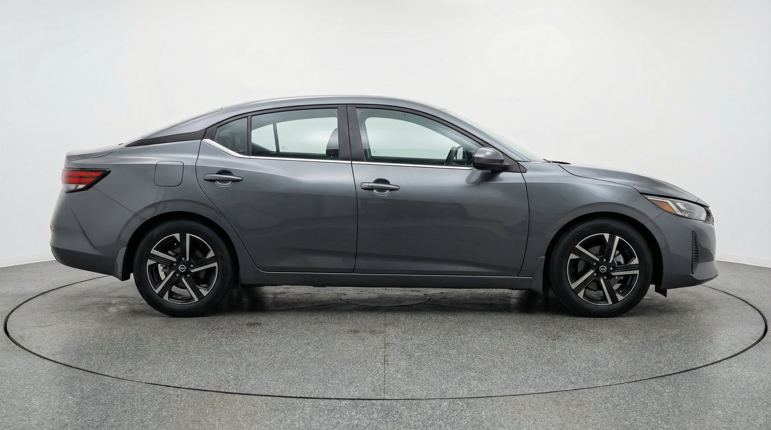 Thumbnail: 2025 Nissan Sentra - 10