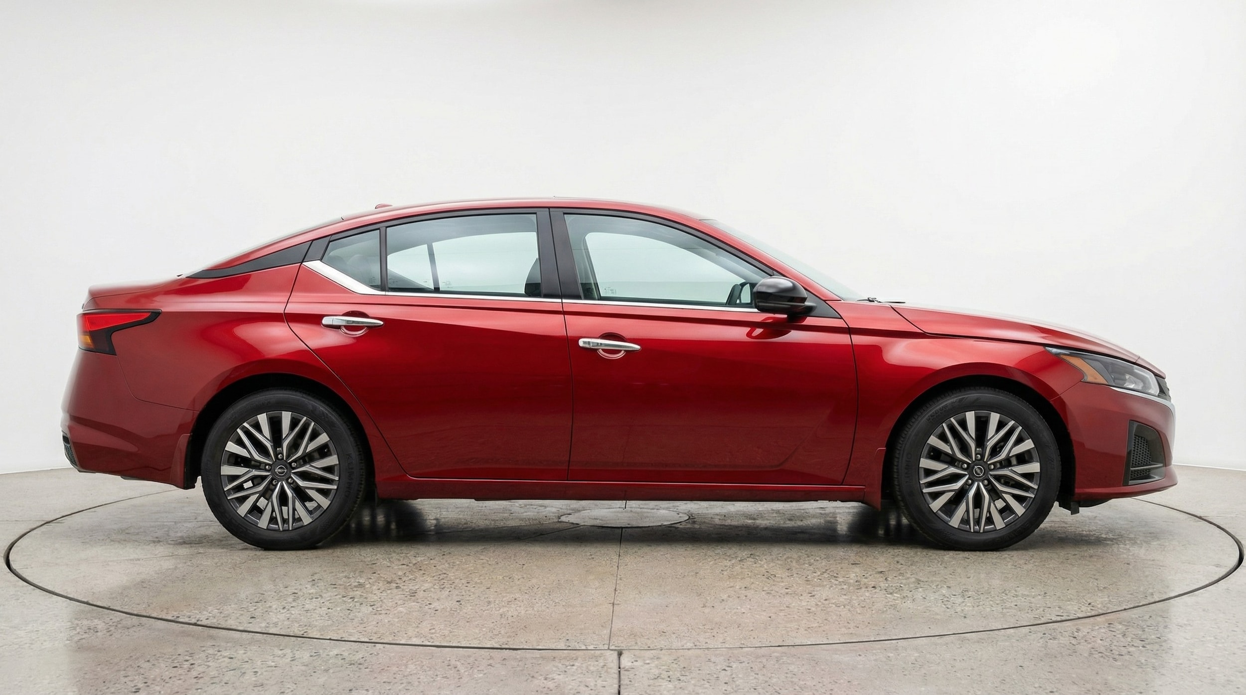 Thumbnail: 2025 Nissan Altima - 8