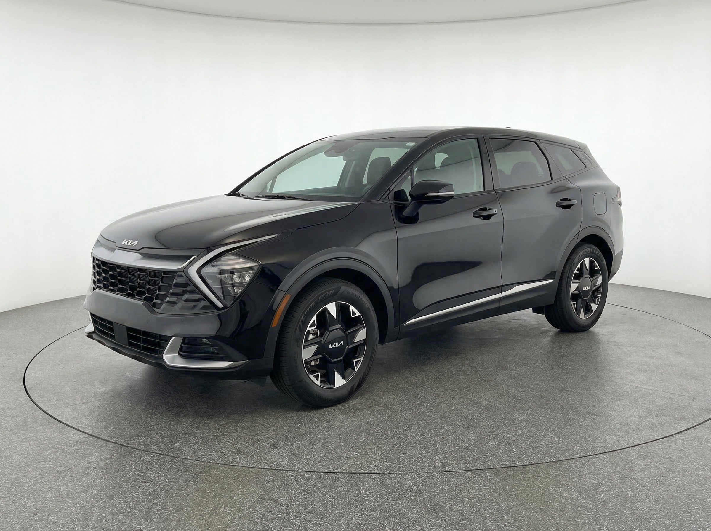 Thumbnail: 2026 Kia Sportage - 3
