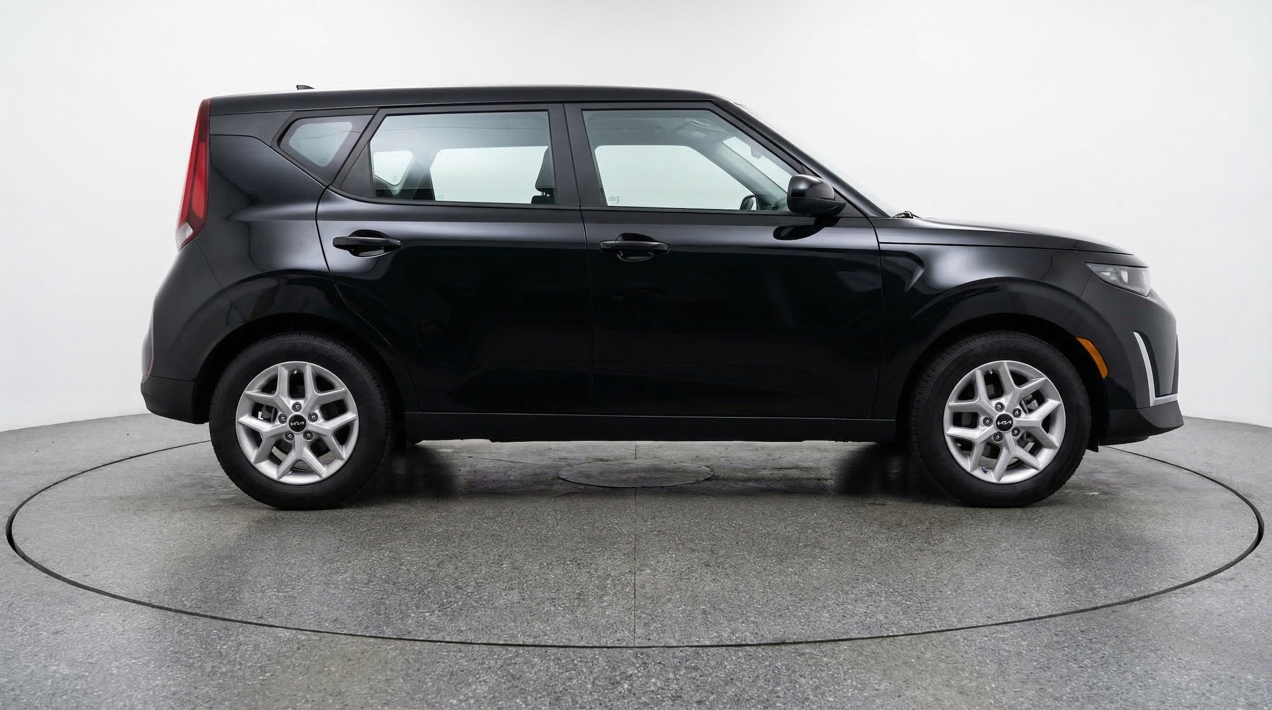Thumbnail: 2025 Kia Soul - 11