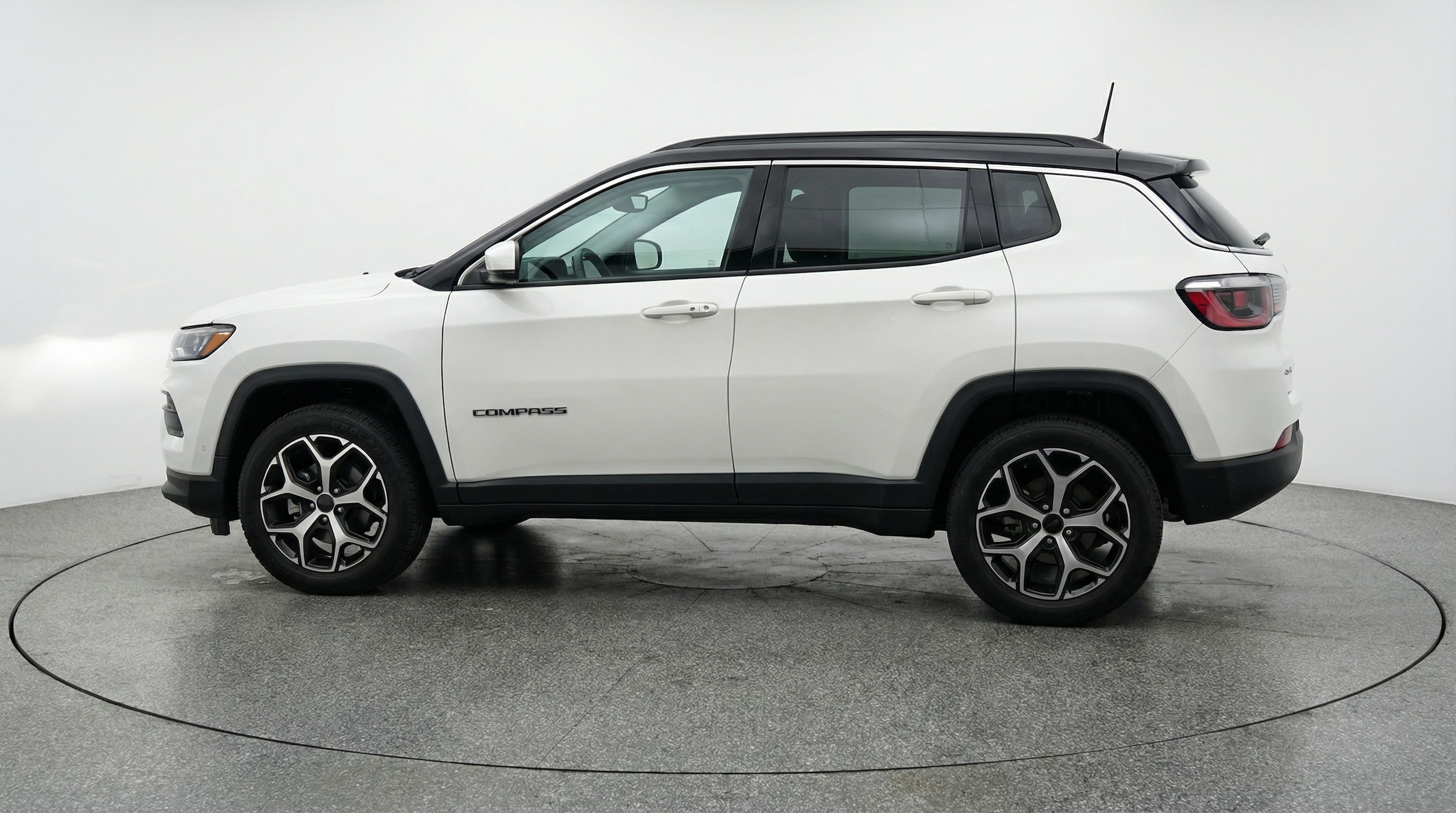 Thumbnail: 2025 Jeep Compass - 4
