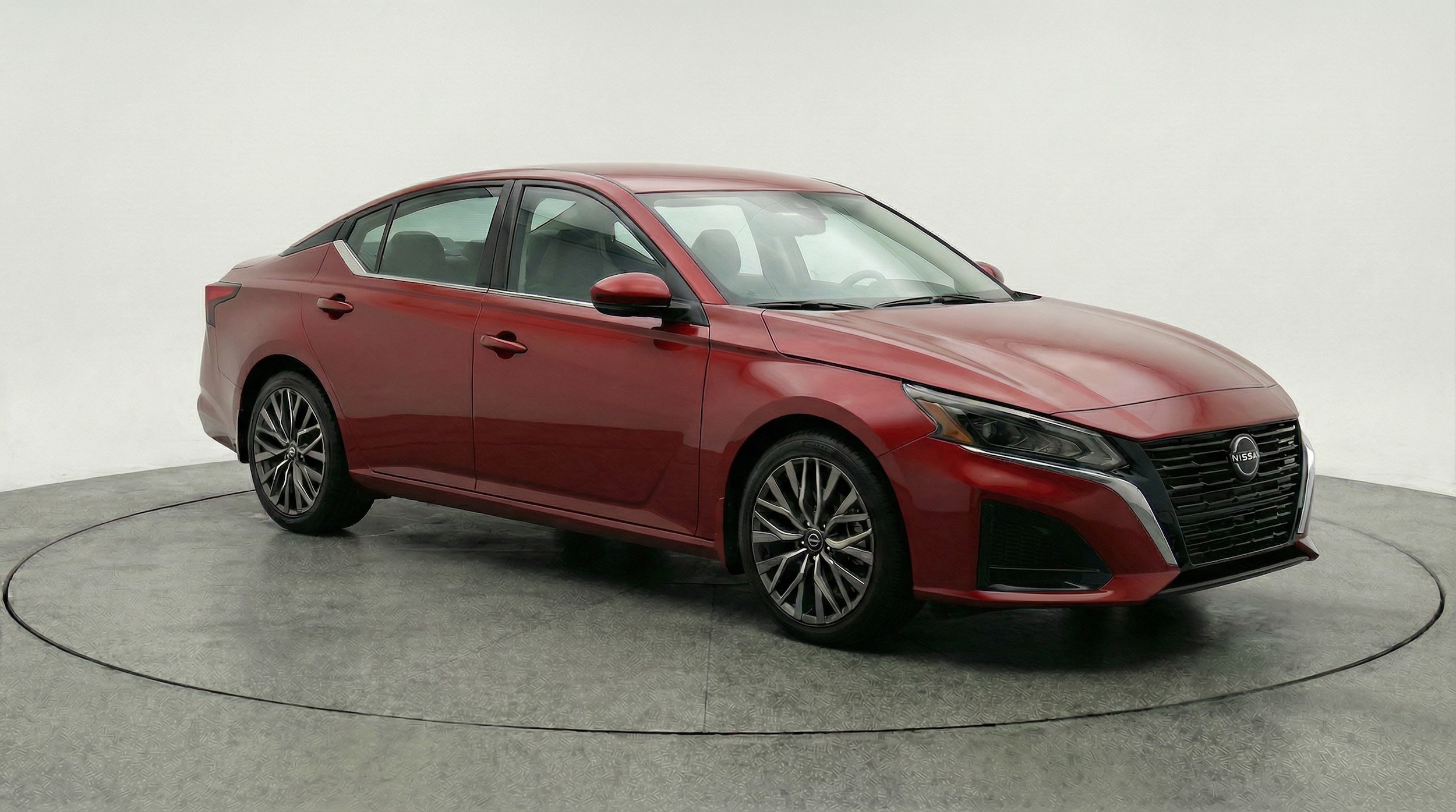 Thumbnail: 2025 Nissan Altima - 1