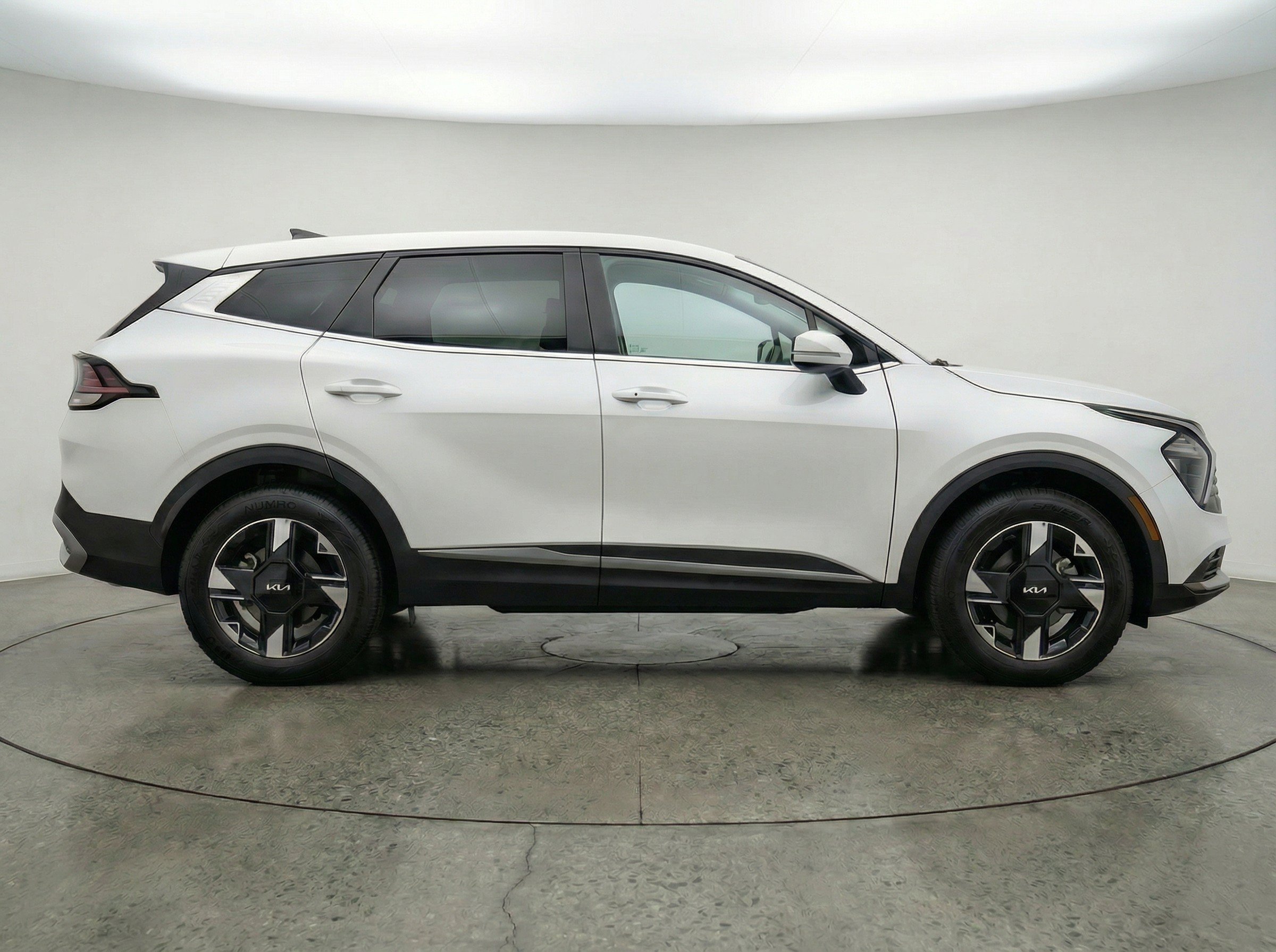 Thumbnail: 2026 Kia Sportage - 11
