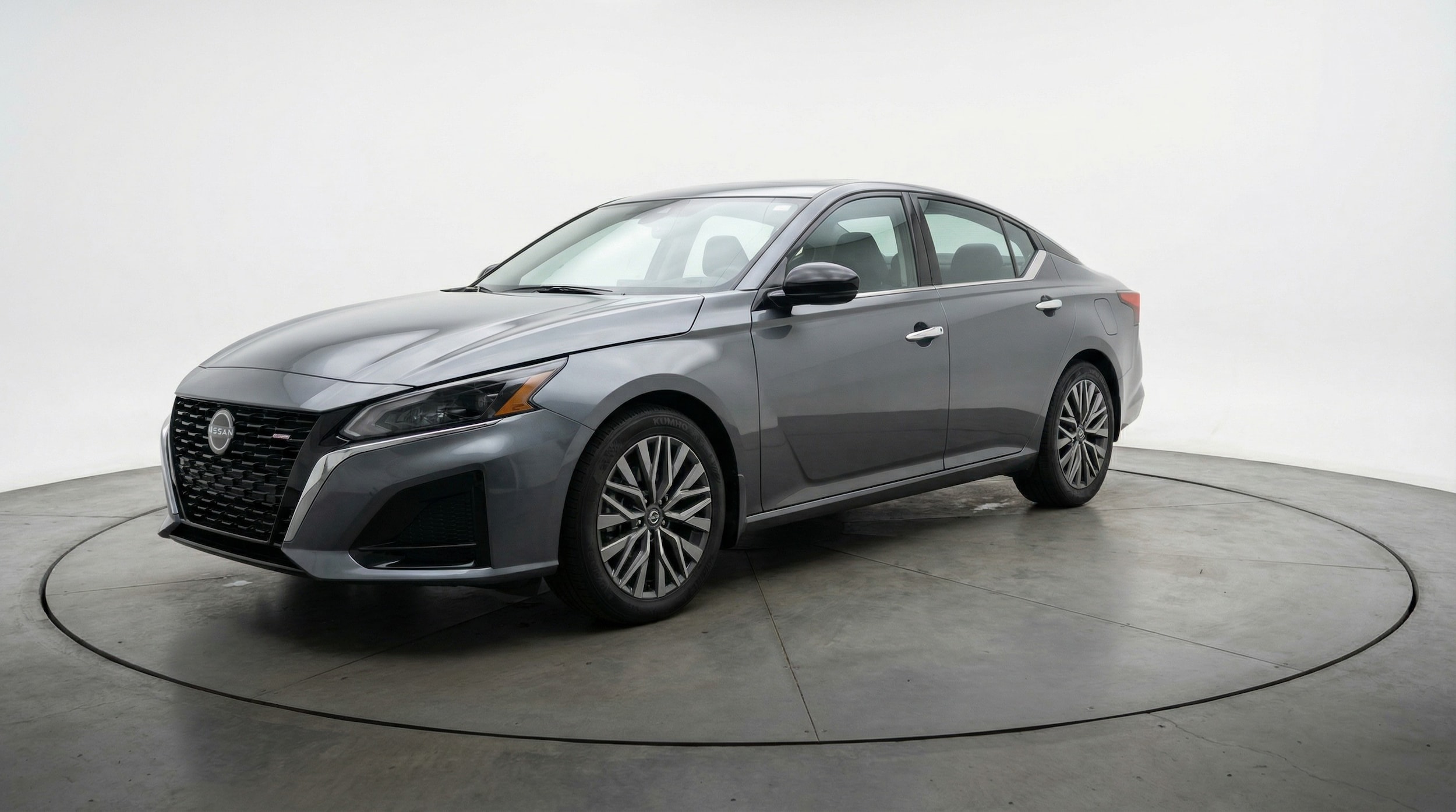 Thumbnail: 2025 Nissan Altima - 3