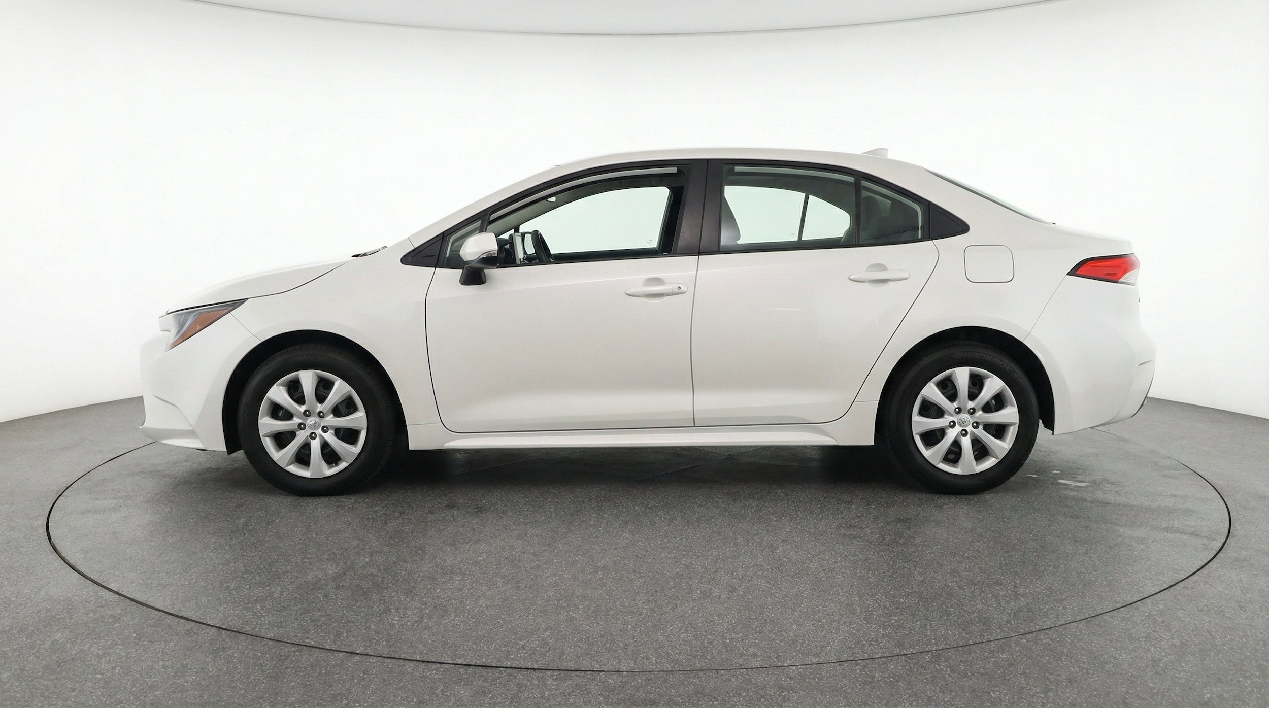 Thumbnail: 2025 Toyota Corolla - 5