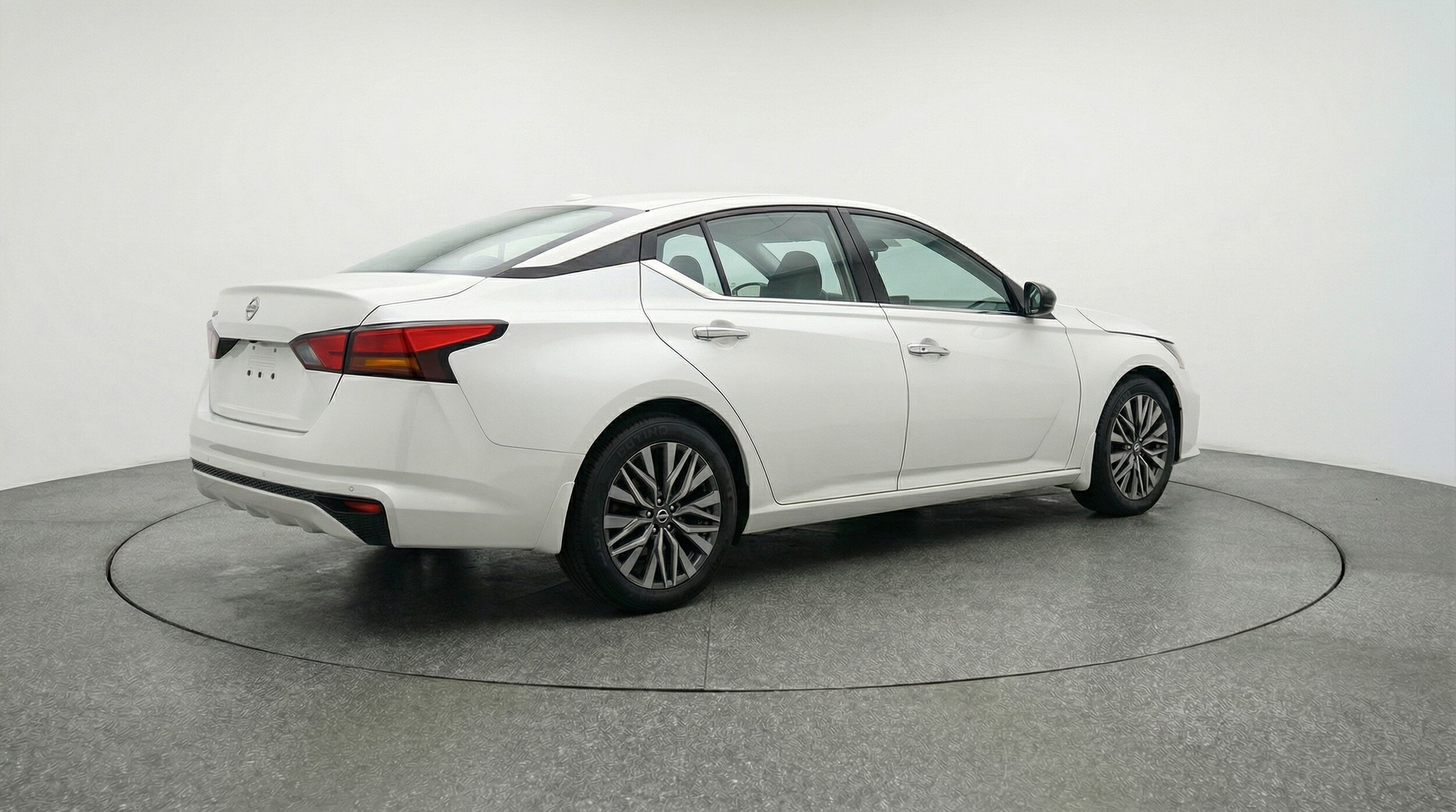 Thumbnail: 2025 Nissan Altima - 7