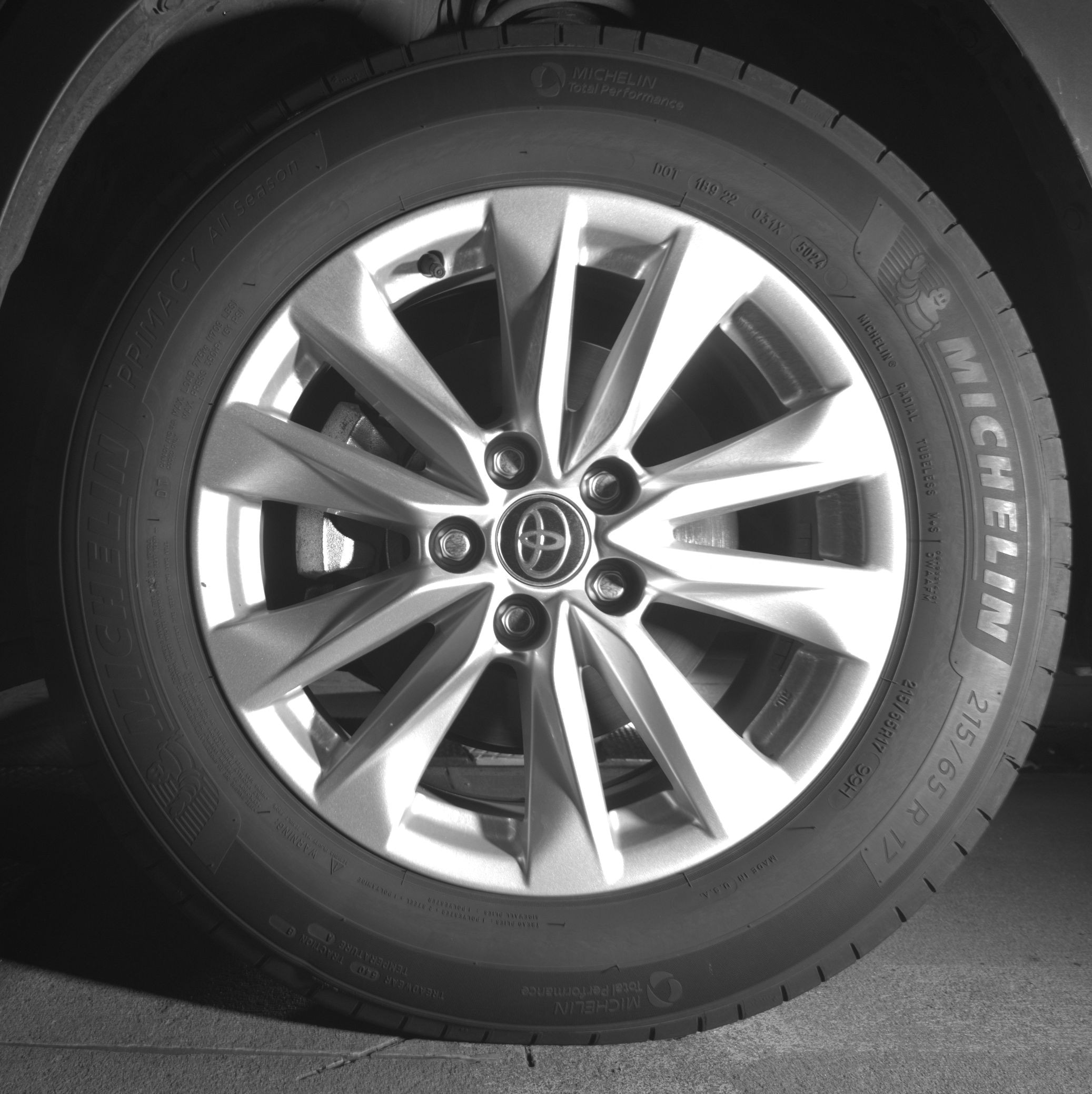 Thumbnail: 2025 Toyota Corolla Cross - 9