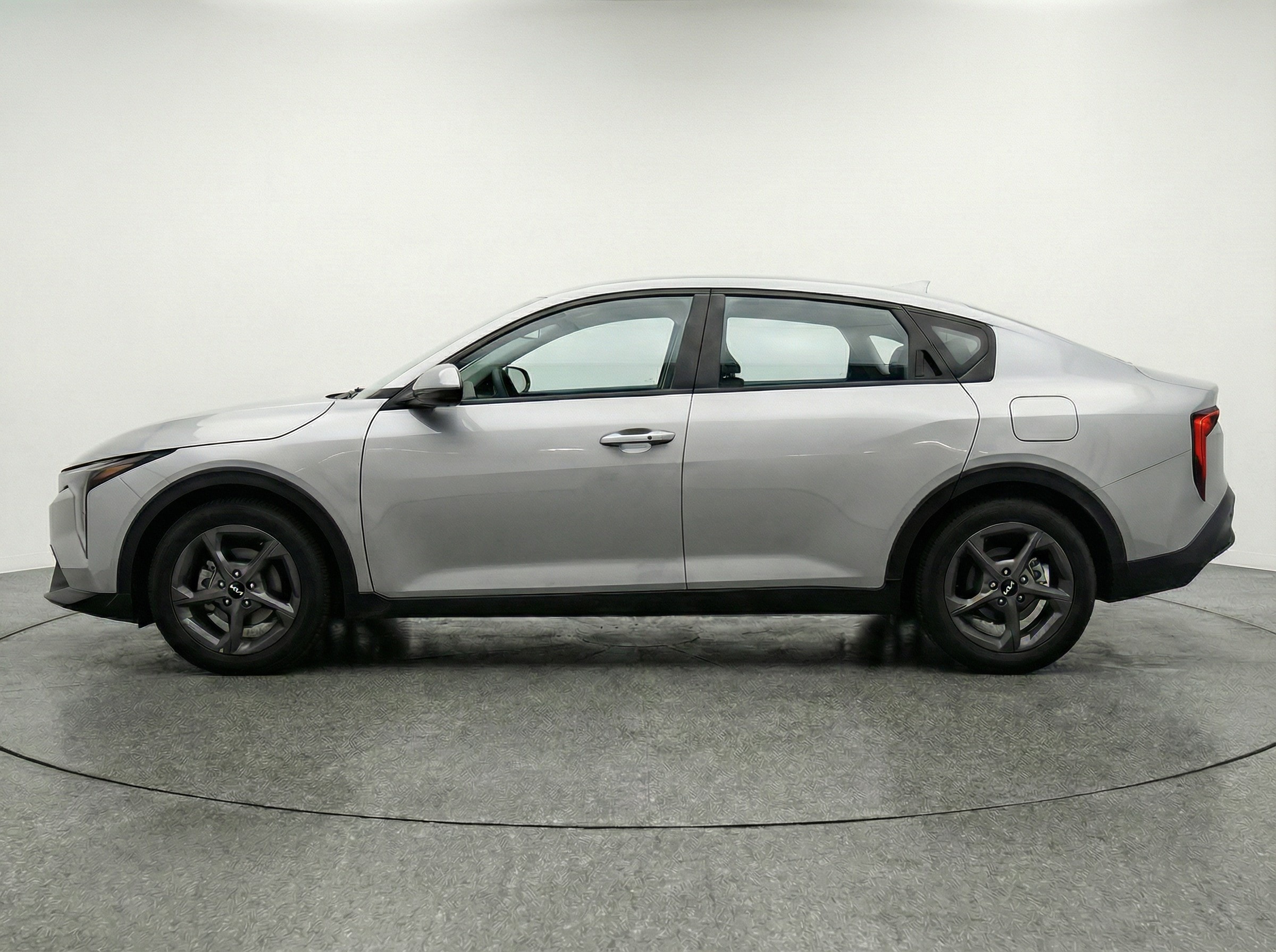 Thumbnail: 2025 Kia K4 - 4