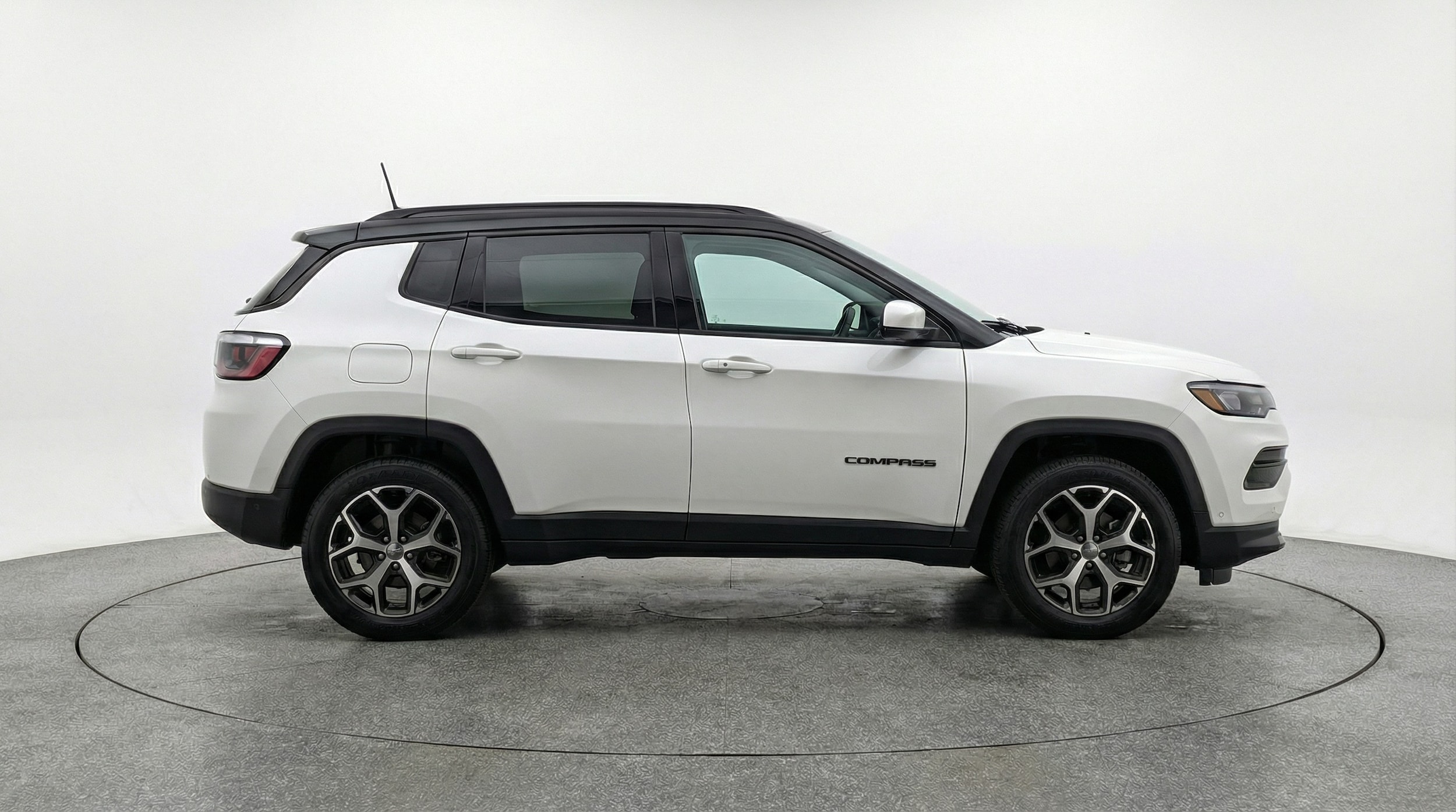 Thumbnail: 2025 Jeep Compass - 8
