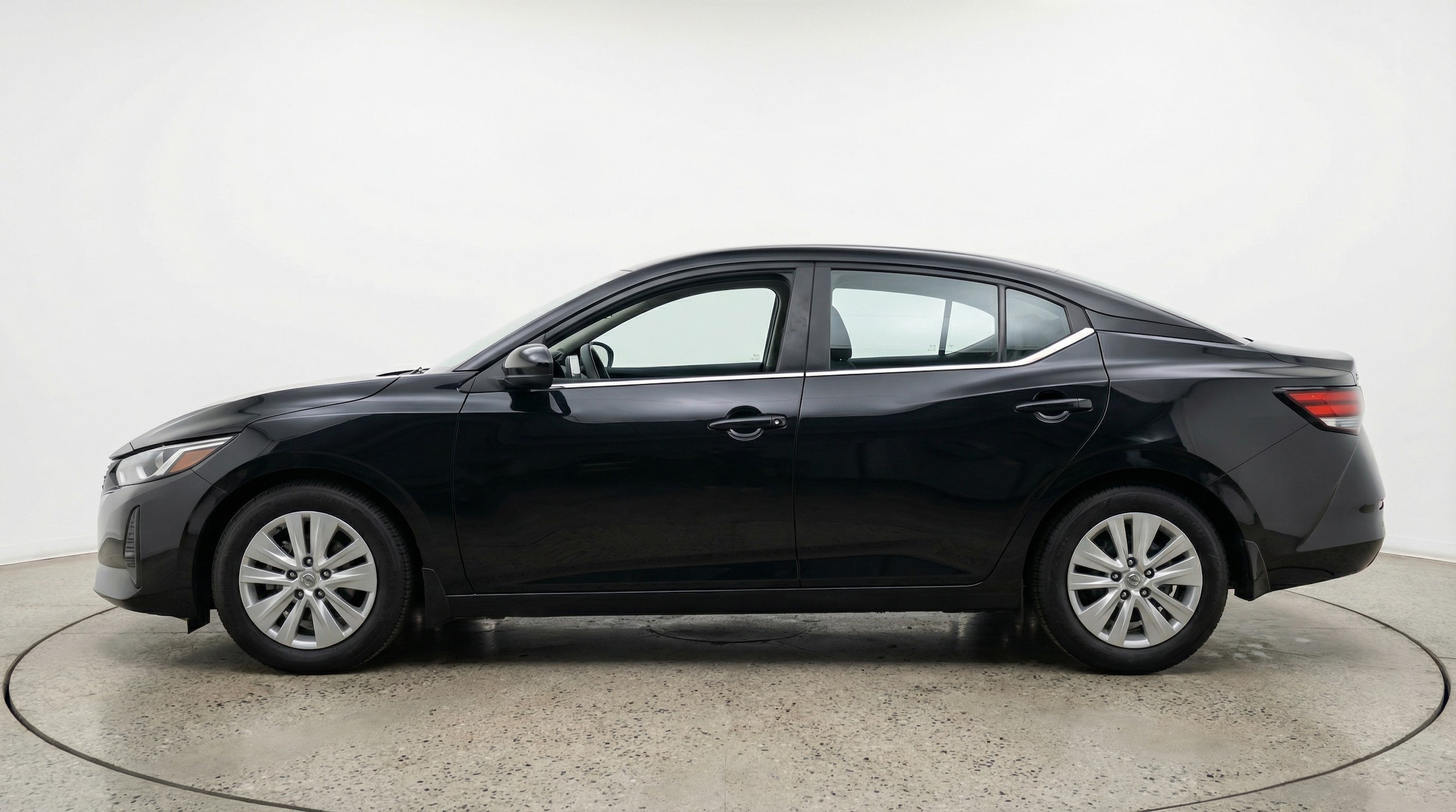 Thumbnail: 2025 Nissan Sentra - 4