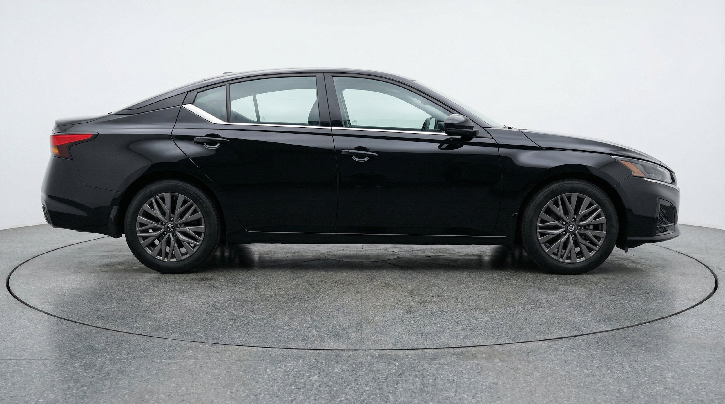 Thumbnail: 2025 Nissan Altima - 11
