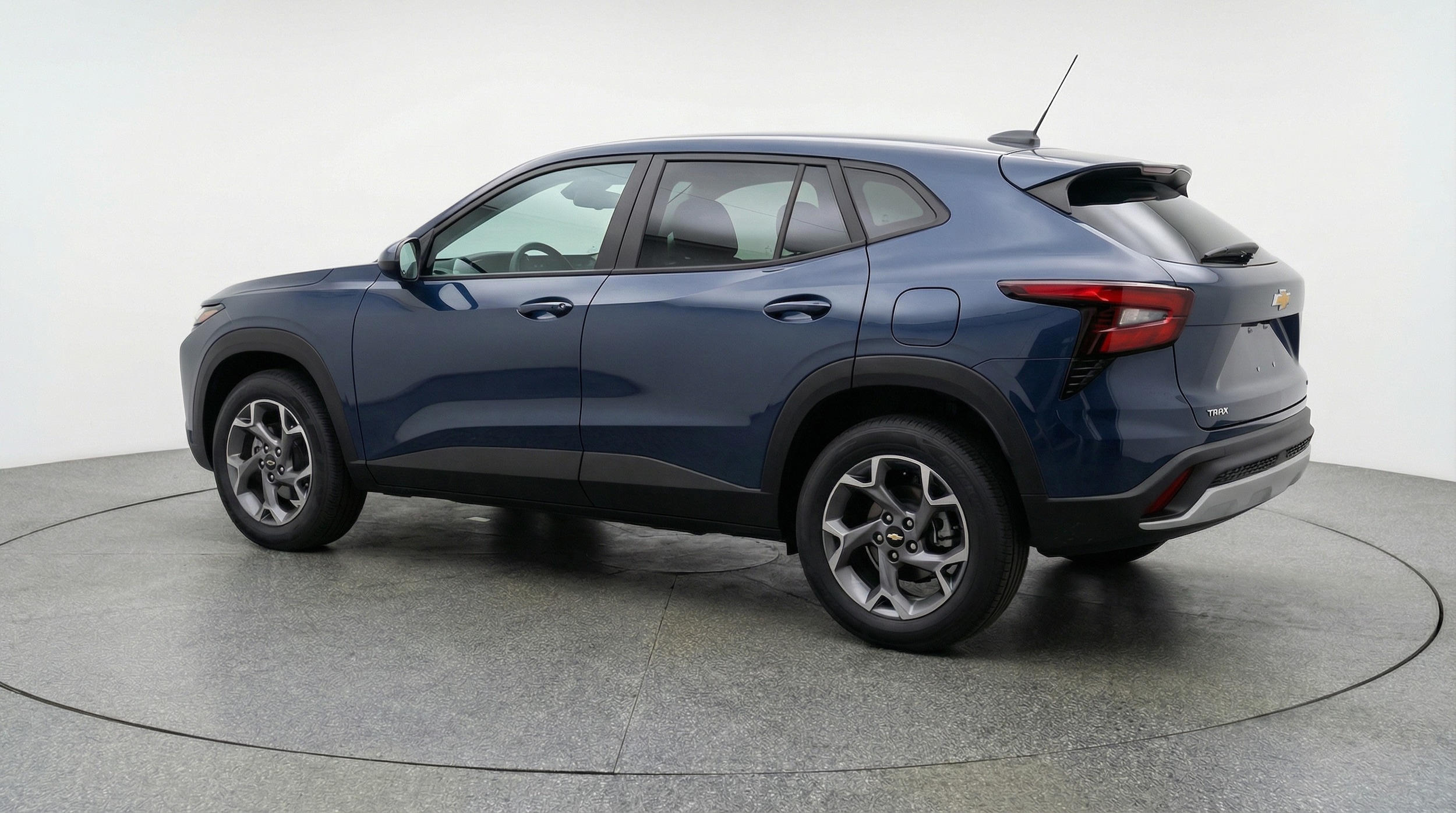 Thumbnail: 2025 Chevrolet Trax - 5