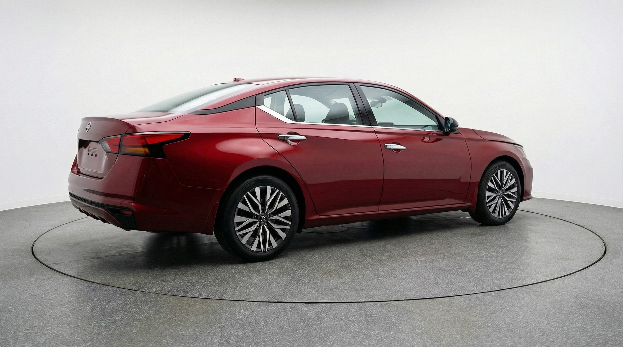 Thumbnail: 2025 Nissan Altima - 7