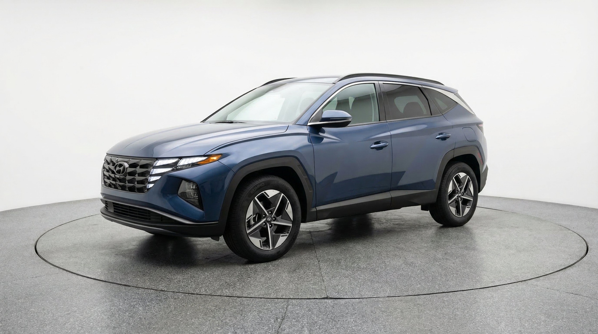 Thumbnail: 2026 Hyundai Tucson - 3