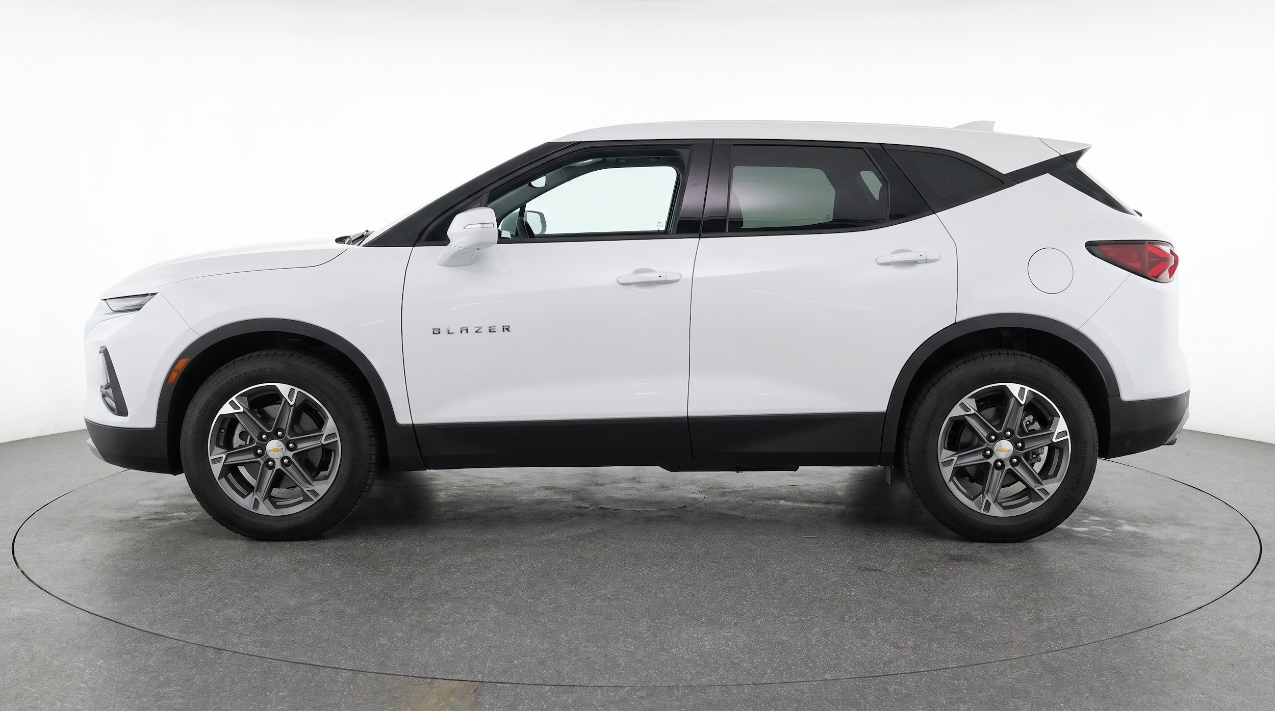 Thumbnail: 2025 Chevrolet Blazer - 5