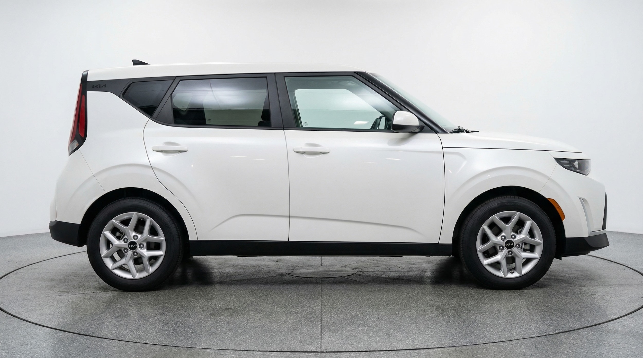 Thumbnail: 2025 Kia Soul - 8