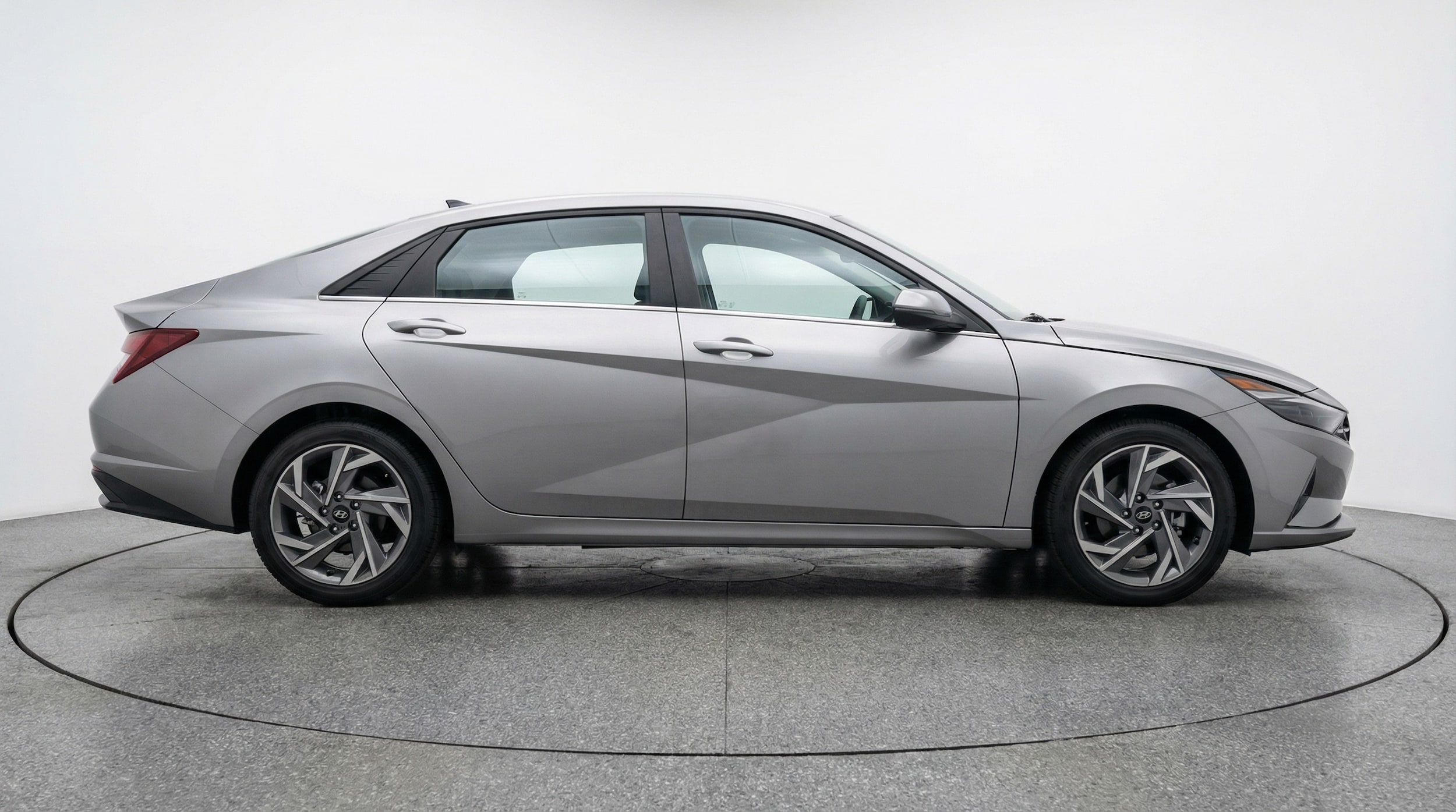Thumbnail: 2025 Hyundai Elantra - 8