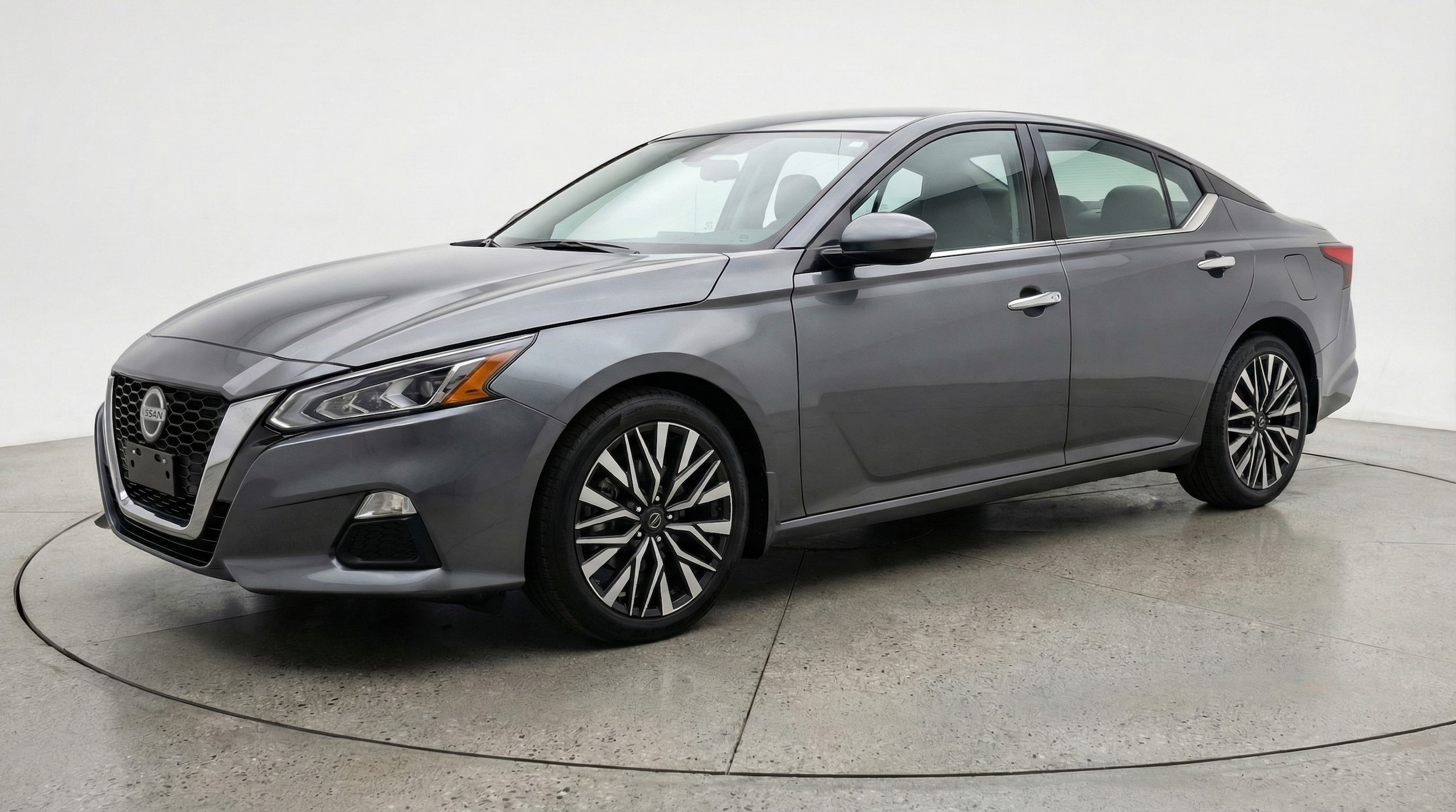 Thumbnail: 2025 Nissan Altima - 3