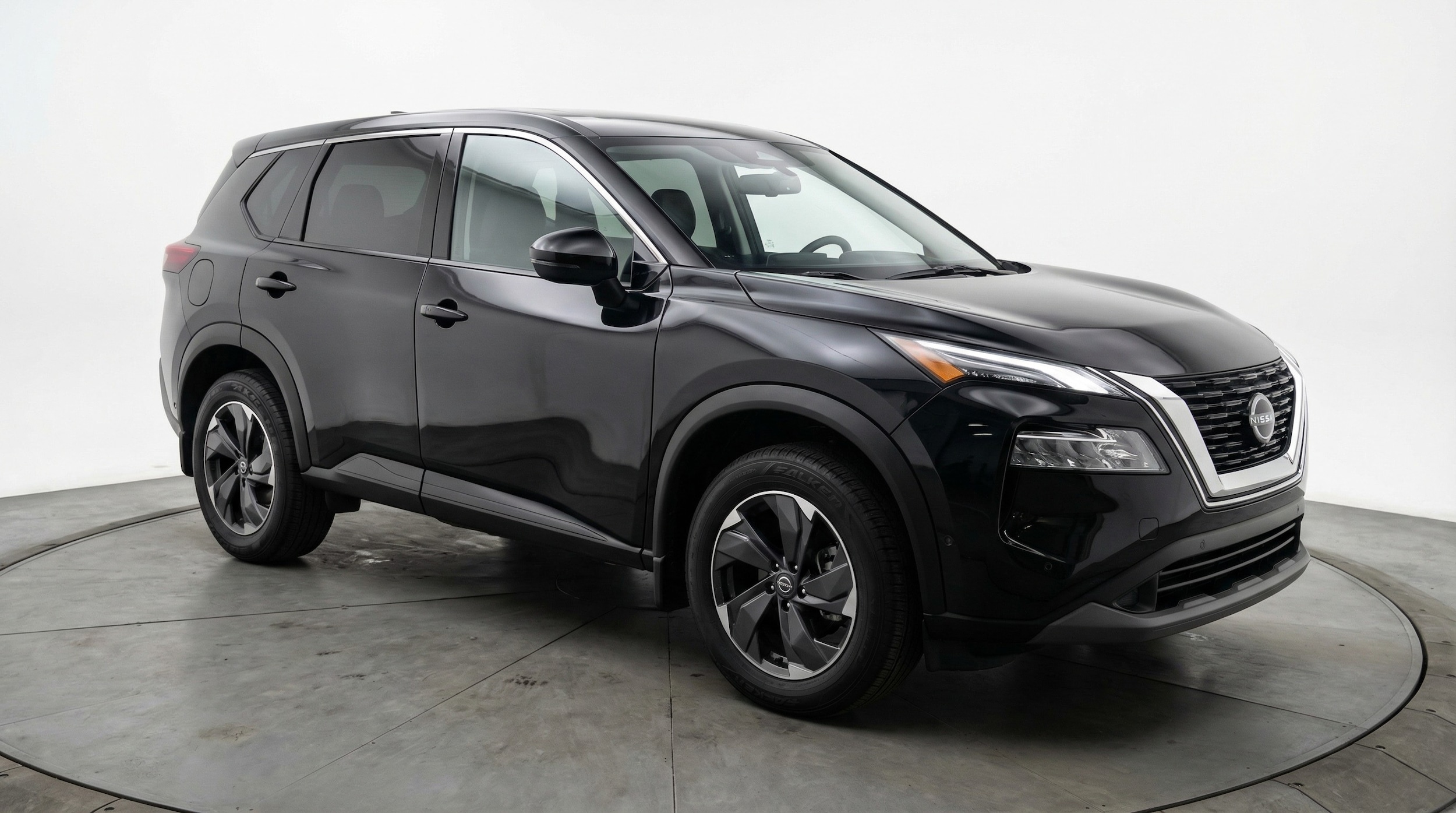 Thumbnail: 2025 Nissan Rogue - 1