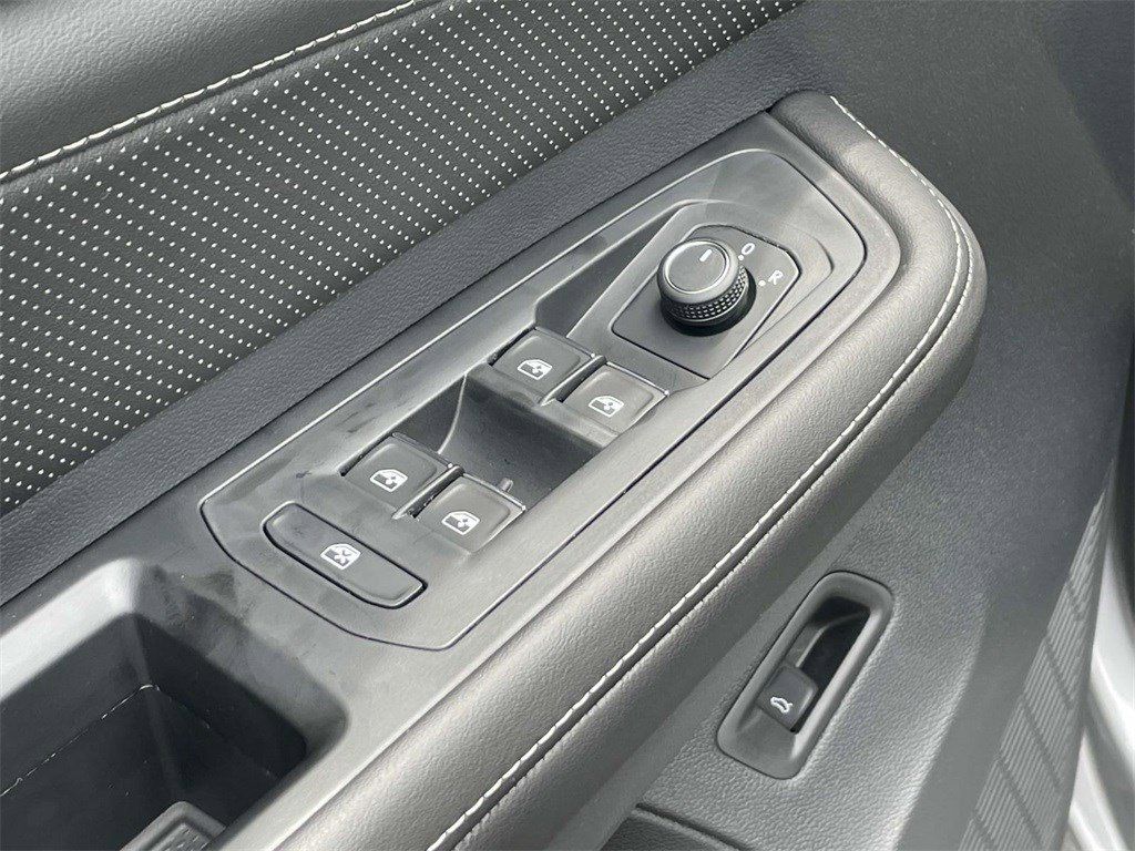 2025 Volkswagen Atlas SEL - Photo 18