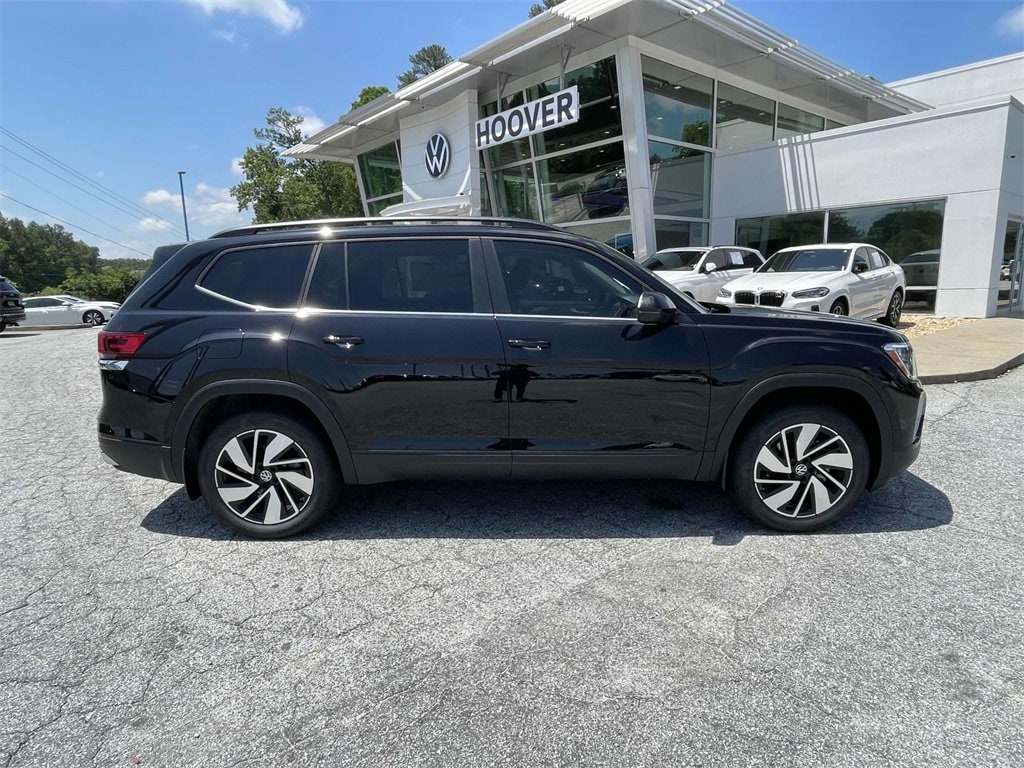 New 2025 Volkswagen Atlas 2.0T SE w/Technology 2.0T SE w/Technology FWD