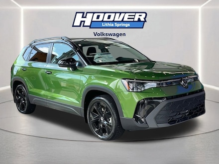 2025 Volkswagen Taos SE Black SE Black FWD