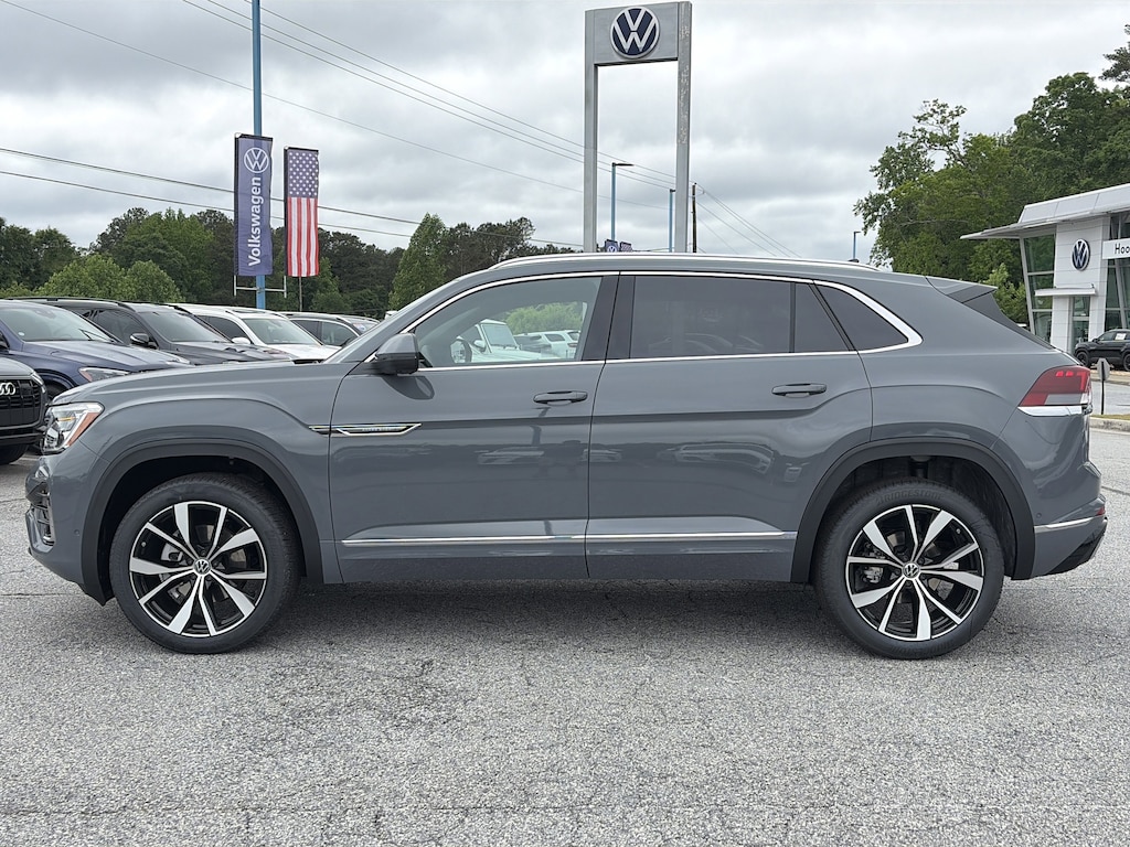 New 2026 Volkswagen Atlas Cross Sport 2.0T SEL Premium R-Line 2.0T SEL Premium R-Line 4MOTION