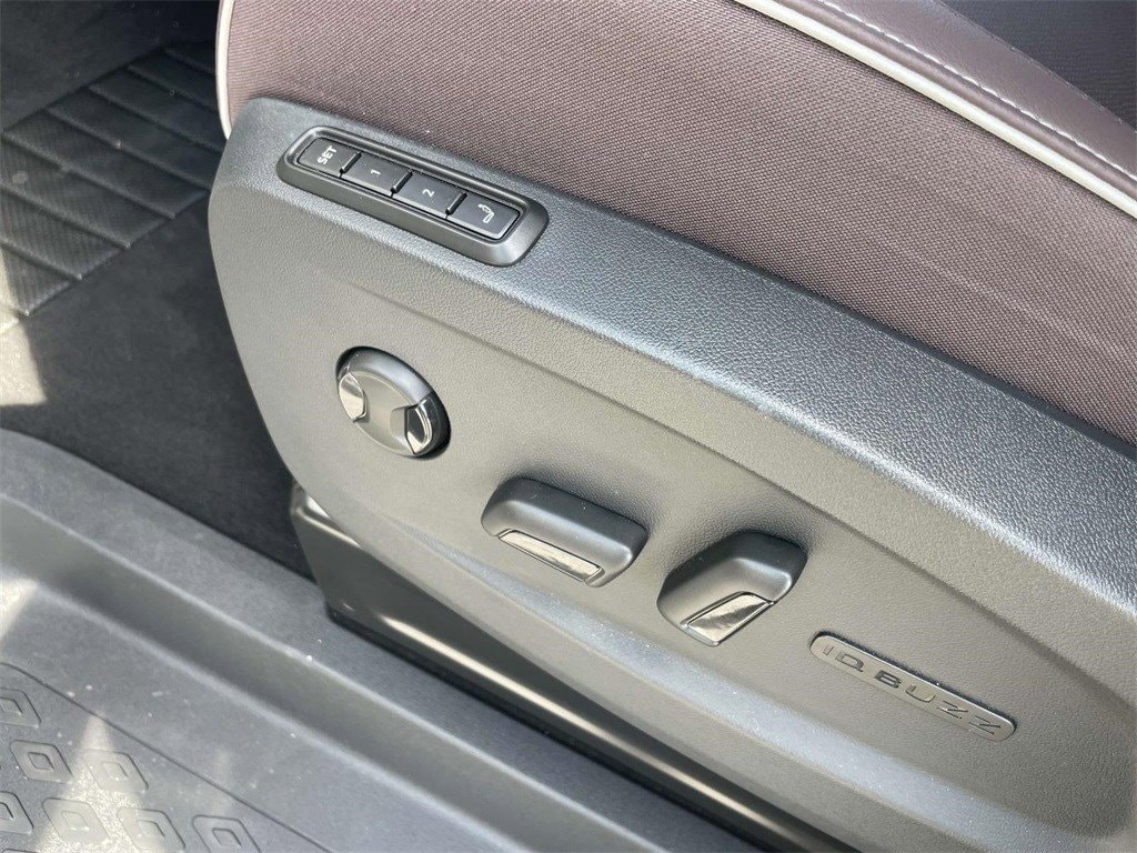 2025 Volkswagen ID. Buzz PRO S - Photo 21