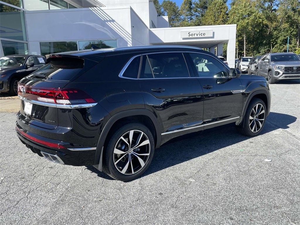 New 2026 Volkswagen Atlas Cross Sport 2.0T SEL Premium R-Line 2.0T SEL Premium R-Line 4MOTION