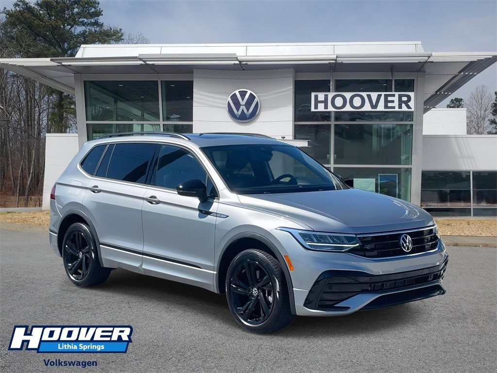 Certified 2023 Volkswagen Tiguan SE R-Line Black 2.0T SE R-Line Black FWD
