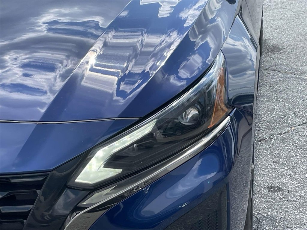 2024 Nissan Altima 2.5 SR photo 4