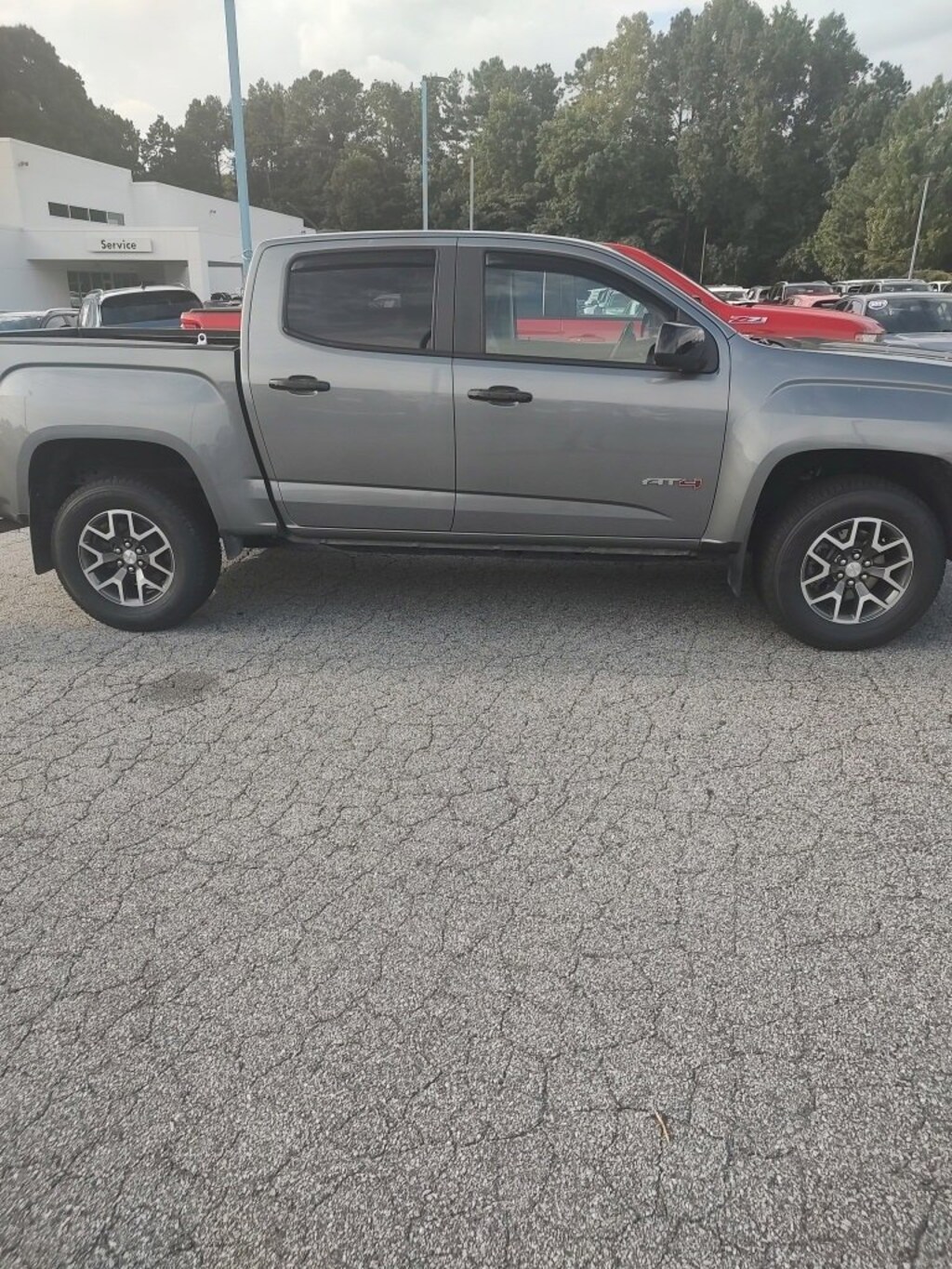 Used 2022 GMC Canyon 4WD AT4 w/Leather 4WD Crew Cab 128 AT4 w/Leather
