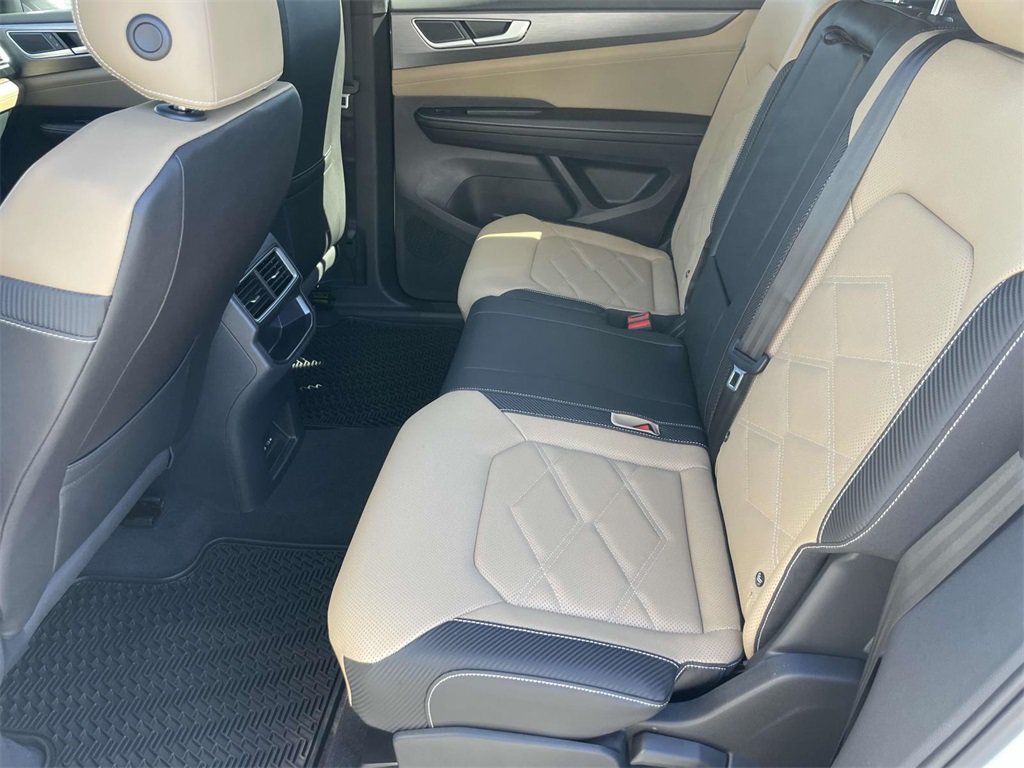2026 Volkswagen Atlas Cross Sport SE - Photo 13
