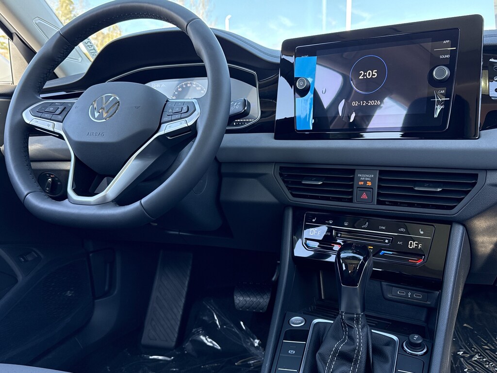 New 2026 Volkswagen Jetta SE SE Auto