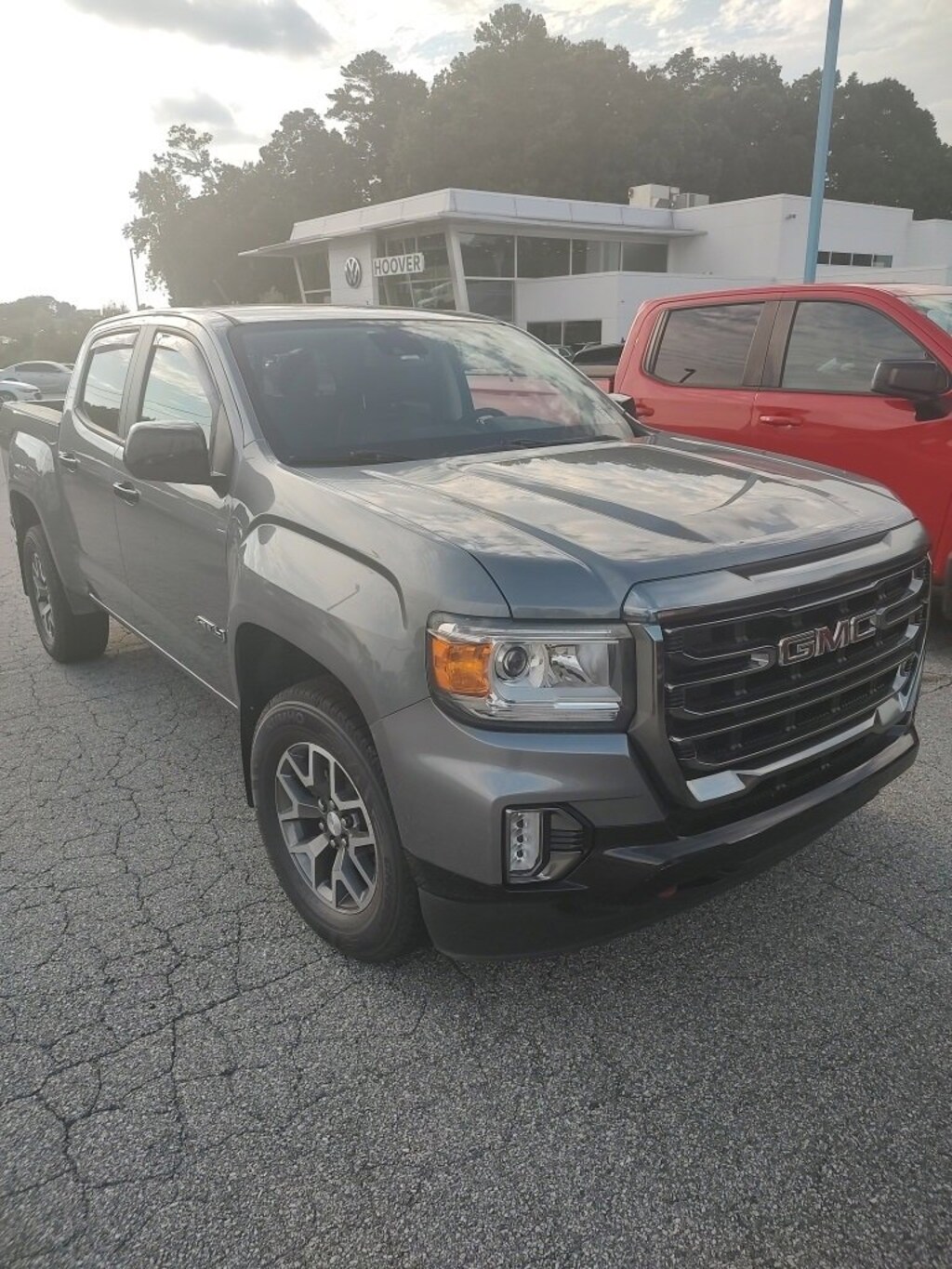 Used 2022 GMC Canyon 4WD AT4 w/Leather 4WD Crew Cab 128 AT4 w/Leather