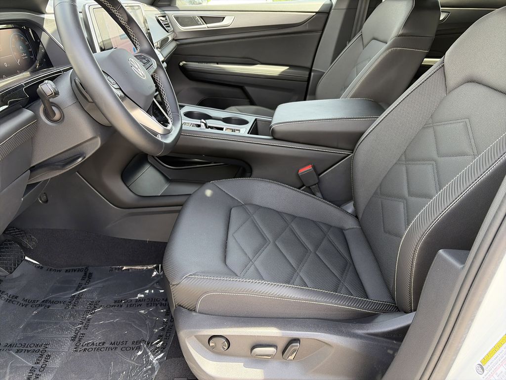 2024 Volkswagen Atlas Cross Sport SE - Photo 27