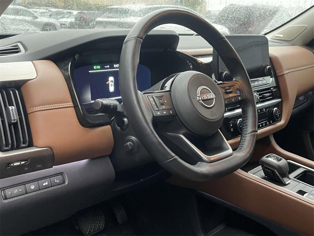 Used 2024 Nissan Pathfinder Platinum Platinum 4WD