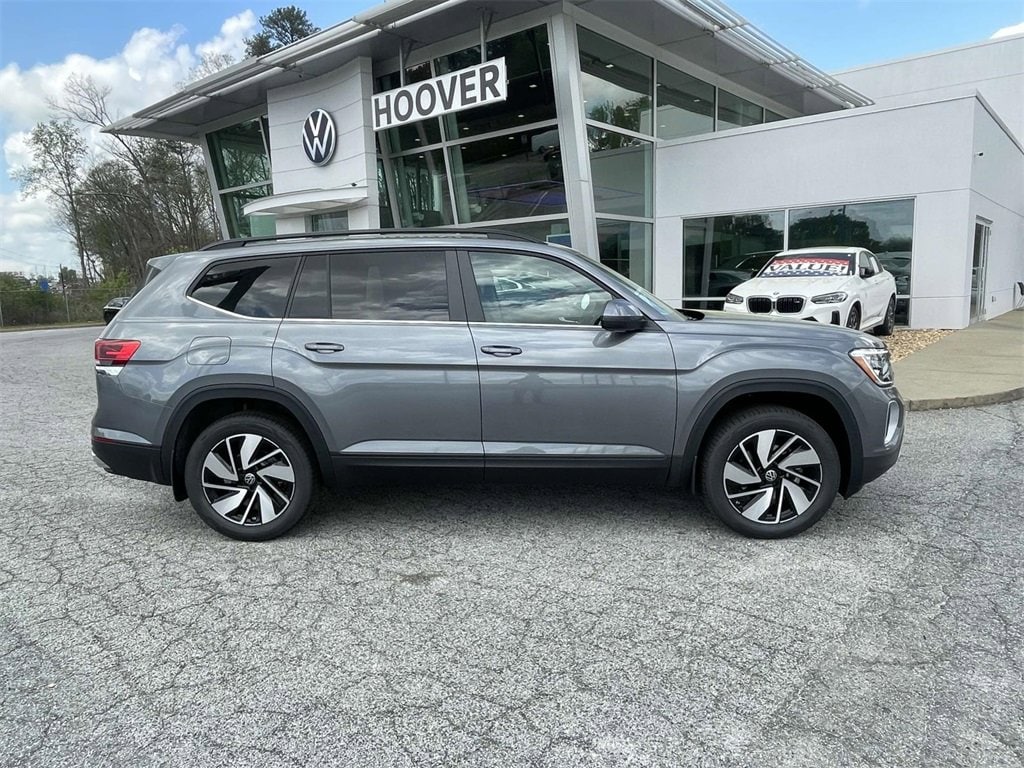 New 2025 Volkswagen Atlas 2.0T SE w/Technology 2.0T SE w/Technology FWD