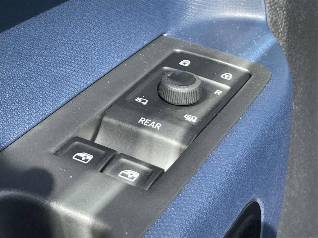 2025 Volkswagen ID. Buzz PRO S - Photo 23
