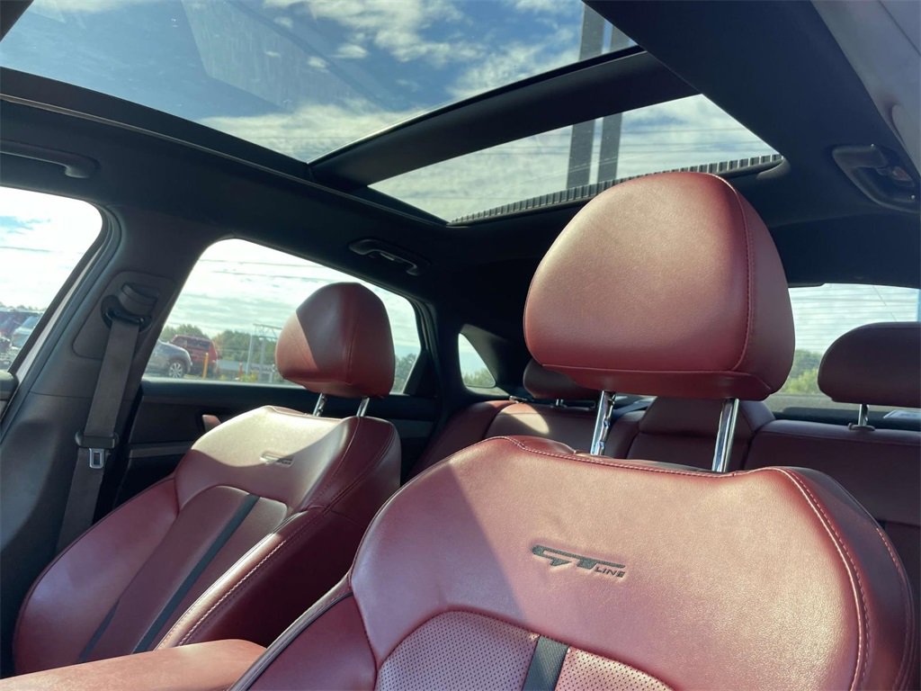 2022 Kia K5 GT-Line photo 3