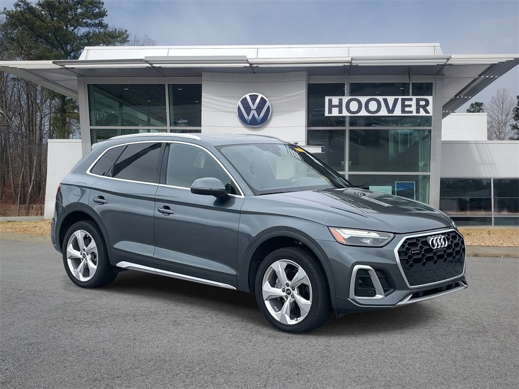 2022 Audi Q5 Premium Plus's photo