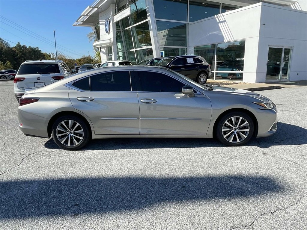 2019 Lexus ES 350 photo 2
