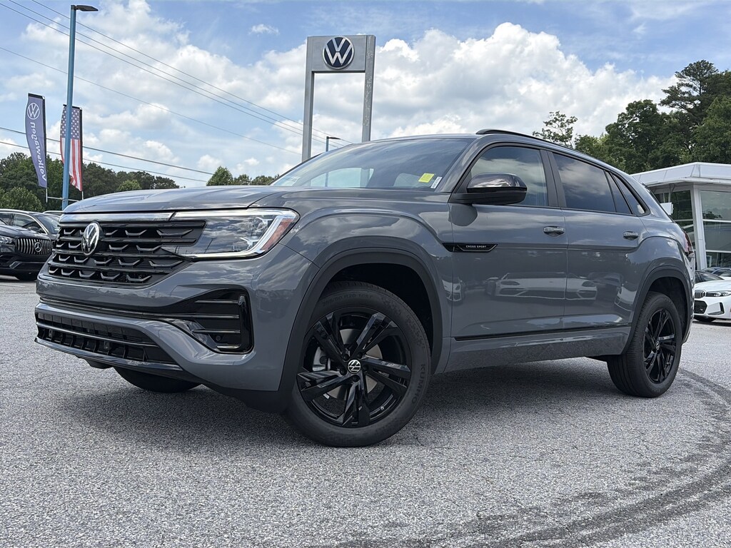 New 2026 Volkswagen Atlas Cross Sport 2.0T SEL R-Line Black 2.0T SEL R-Line Black 4MOTION
