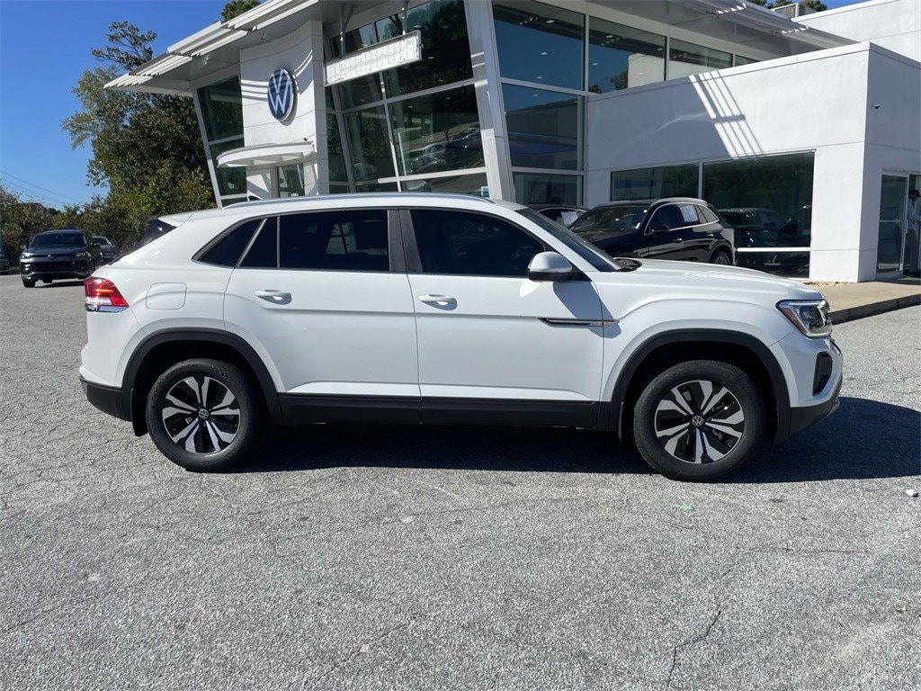 New 2026 Volkswagen Atlas Cross Sport 2.0T SE 2.0T SE FWD