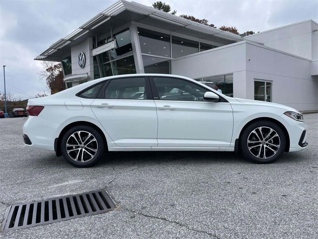 New 2026 Volkswagen Jetta Sport Sport Auto