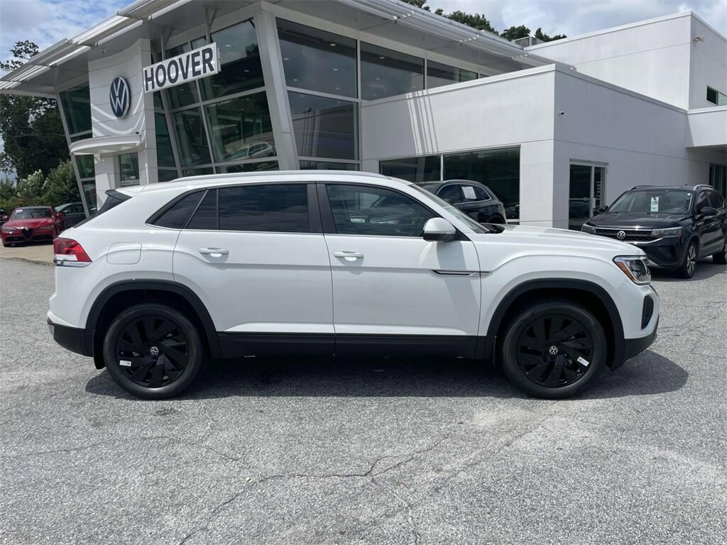 New 2026 Volkswagen Atlas Cross Sport 2.0T SE w/Technology 2.0T SE w/Technology FWD