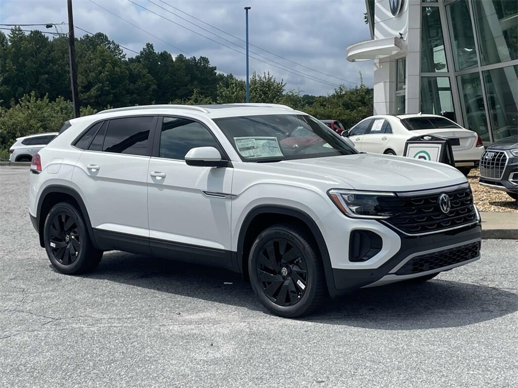 New 2026 Volkswagen Atlas Cross Sport 2.0T SE w/Technology 2.0T SE w/Technology FWD
