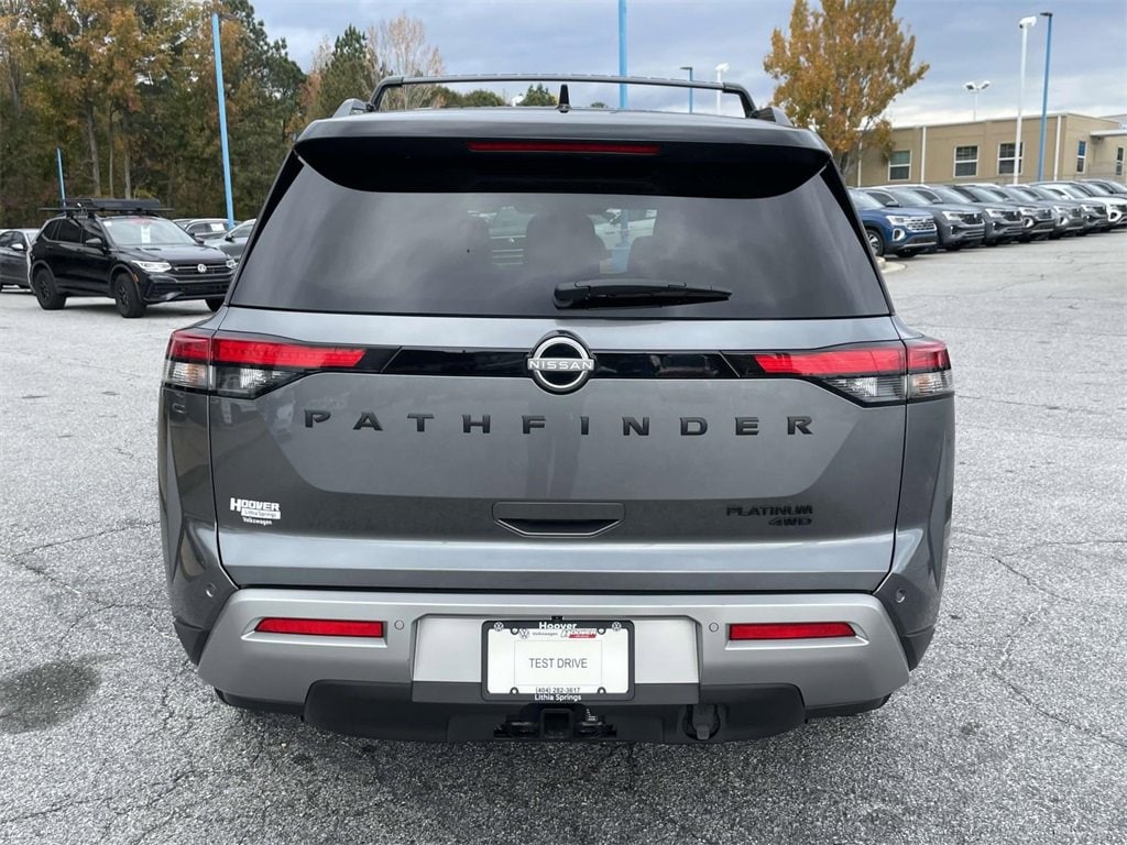 Used 2024 Nissan Pathfinder Platinum Platinum 4WD