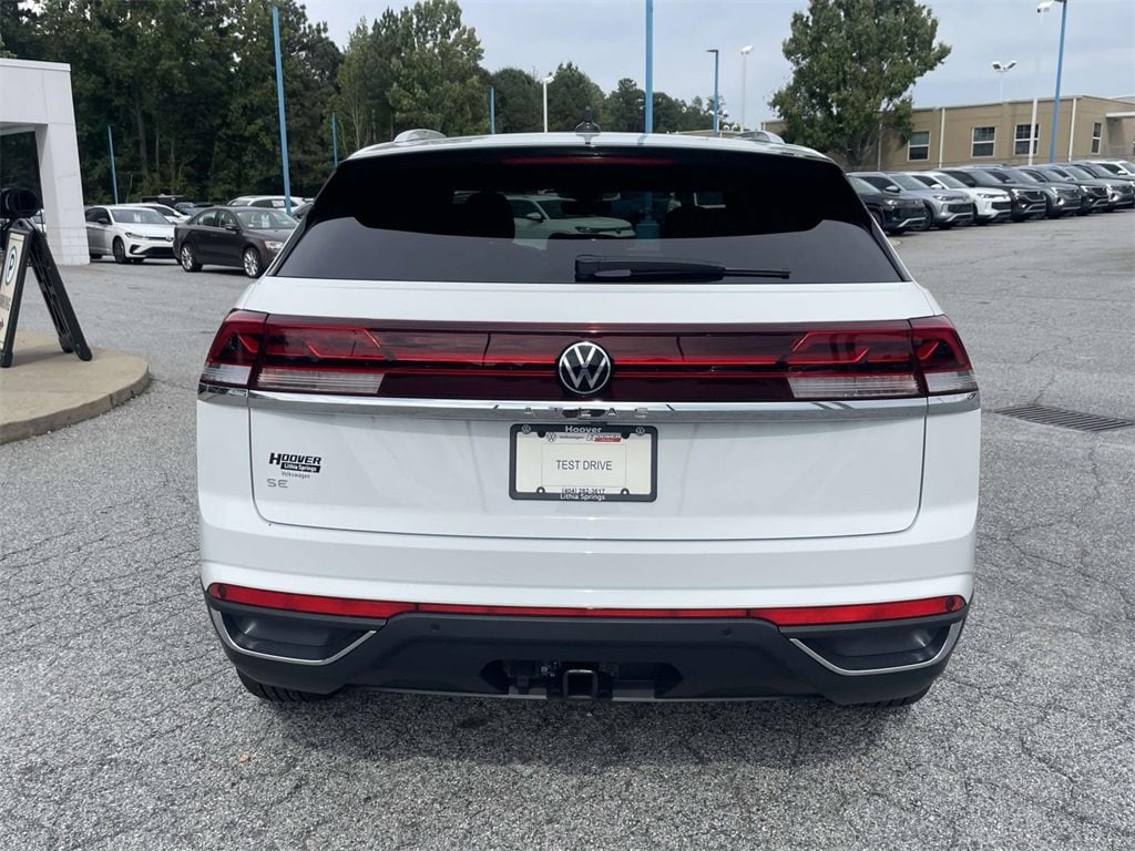 New 2025 Volkswagen Atlas Cross Sport 2.0T SE w/Technology 2.0T SE w/Technology FWD
